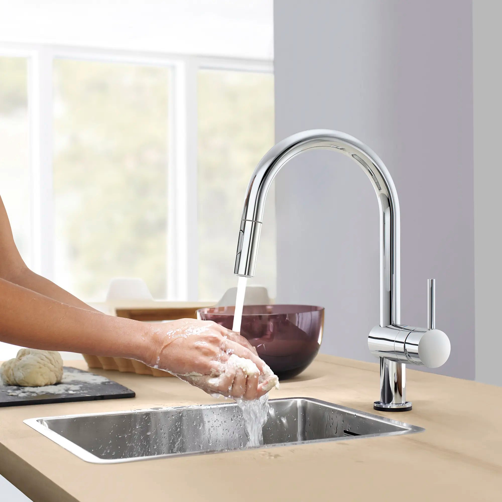 Single-Handle Pull Down Kitchen Faucet Dual Spray 1.75 GPM (6.6 L/min) with Touch Technology // GROHE STARLIGHT CHROME // 100277_L-31359002_5_CDNwebp.webp