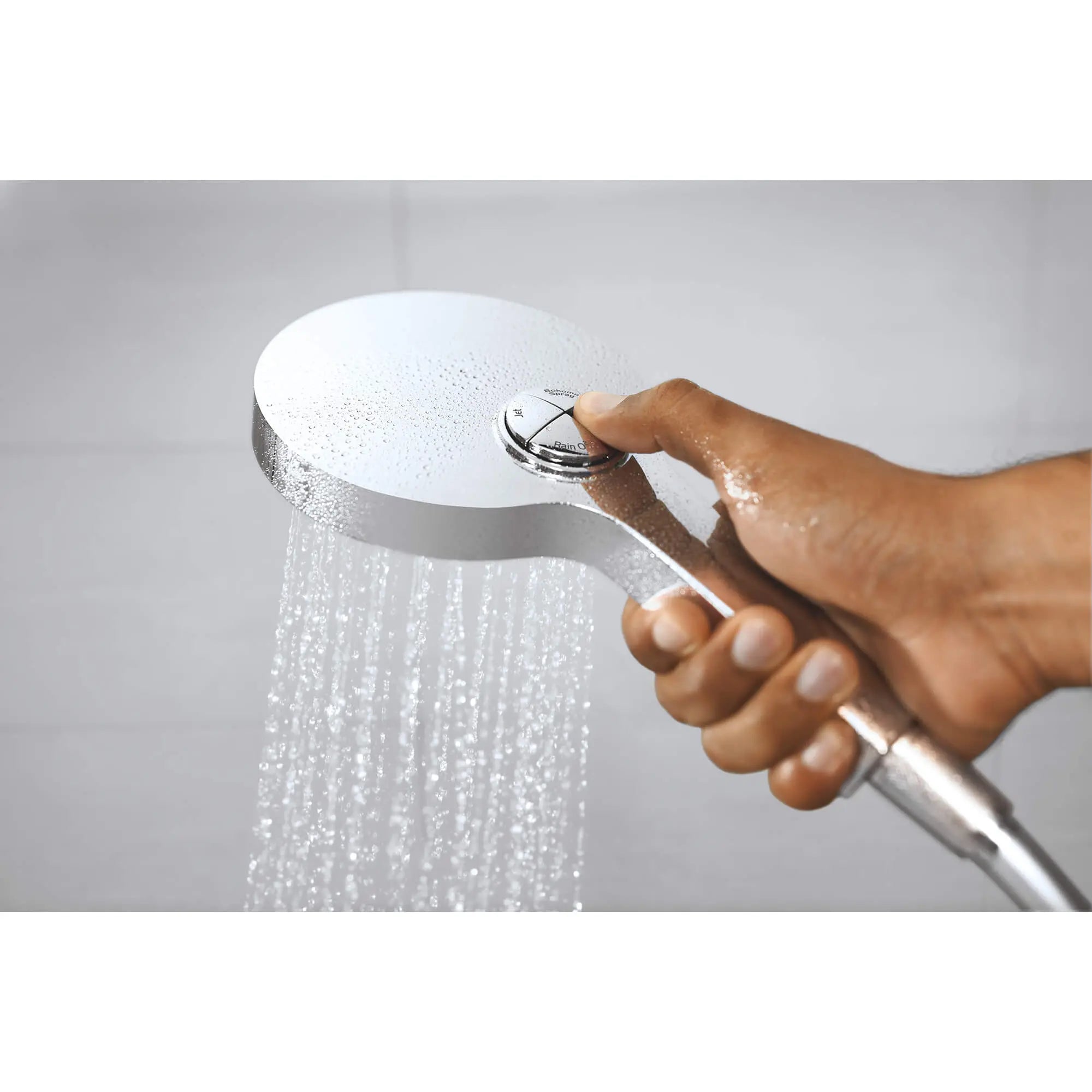 130 Hand Shower - 4 Sprays, 2.5 gpm // GROHE STARLIGHT CHROME // 1224_27664000-hand-shower-enviro-27_0_CDNwebp.webp