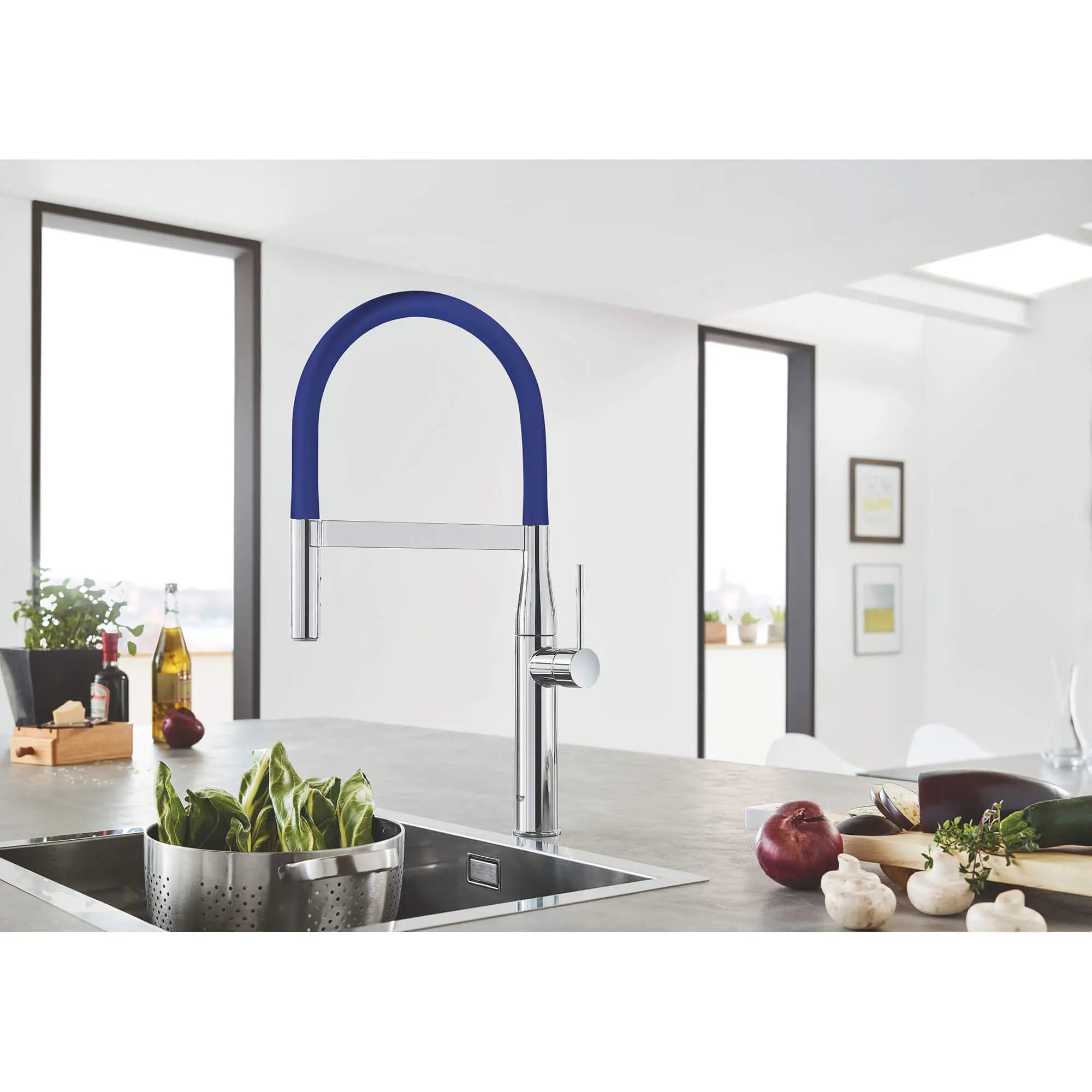 Kitchen Hose Spout // BLUE // 1526_30321ty0-grohflexx-kitchen-hose-spout-enviro-1_0_CDNwebp.webp