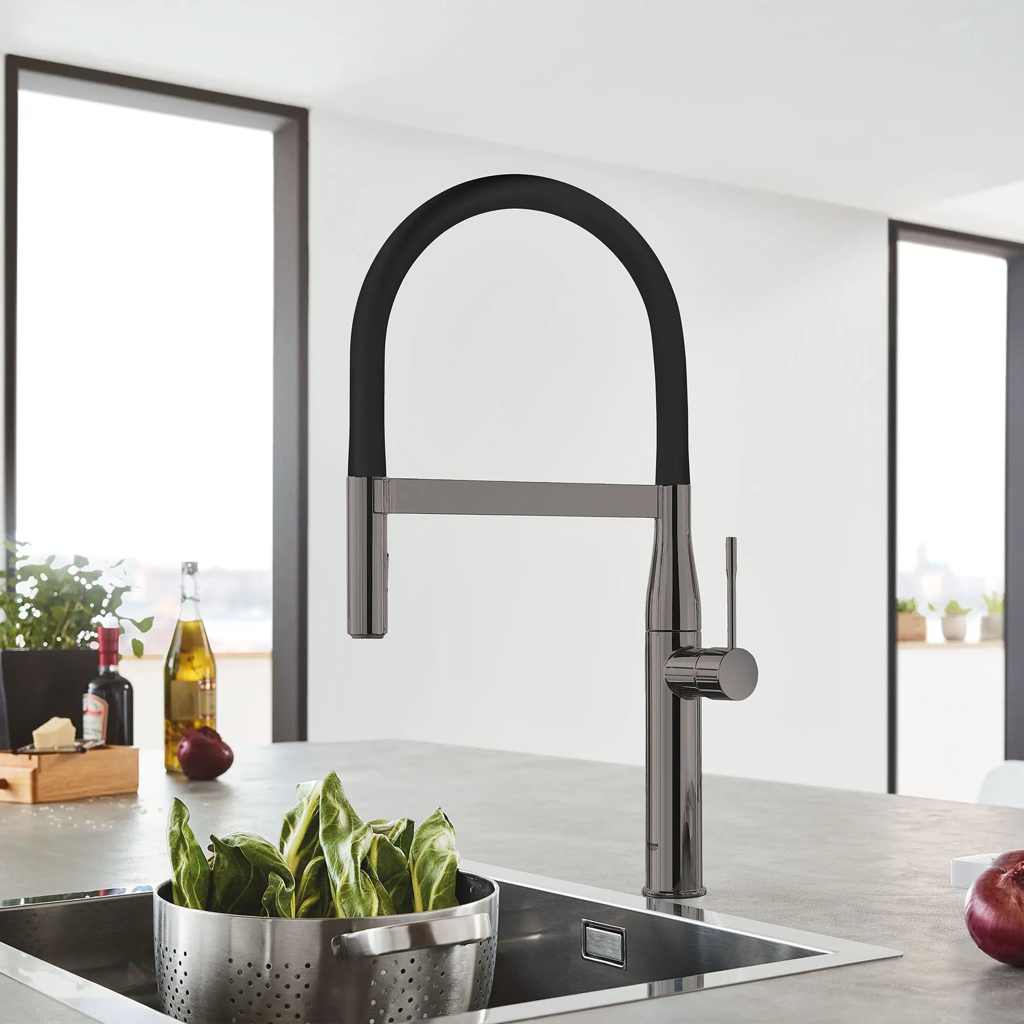 Essence Single-Handle Semi-Pro Dual Spray Kitchen Faucet 1.75 GPM (6.6 L/min) // HARD GRAPHITE // 161977_Essence_EnvironmentCloseUp_30295A00_0001Jun2023_0_CDNwebp.webp
