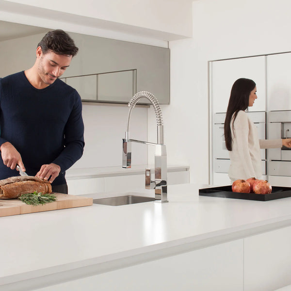 [31401000] Eurocube Single-Handle Semi-Pro Dual Spray Kitchen Faucet 1.75 GPM (6.6 L/min) - GROHE StarLight Chrome