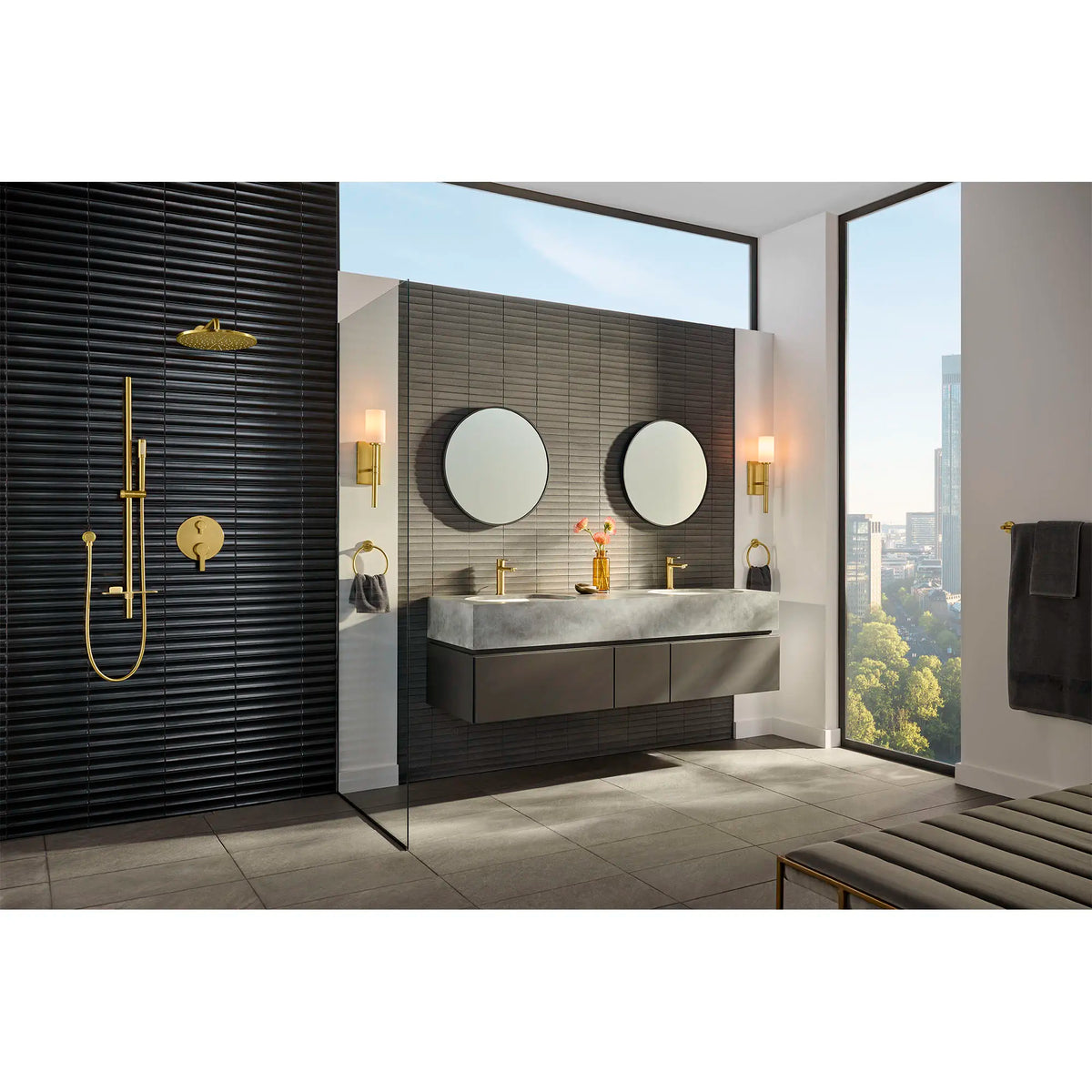 310 Mono Shower Head, 12" - 1 Spray, 1.75 GPM (6.6 L/min) // BRUSHED COOL SUNRISE // 163936_Lineare_EnvironmentFull_23794GNA_26569GN0_35117GN0_26465GN0_0001_May2023_1_CDNwebp_abccd33d-2b9e-4a13-8934-c3a97730427d.webp