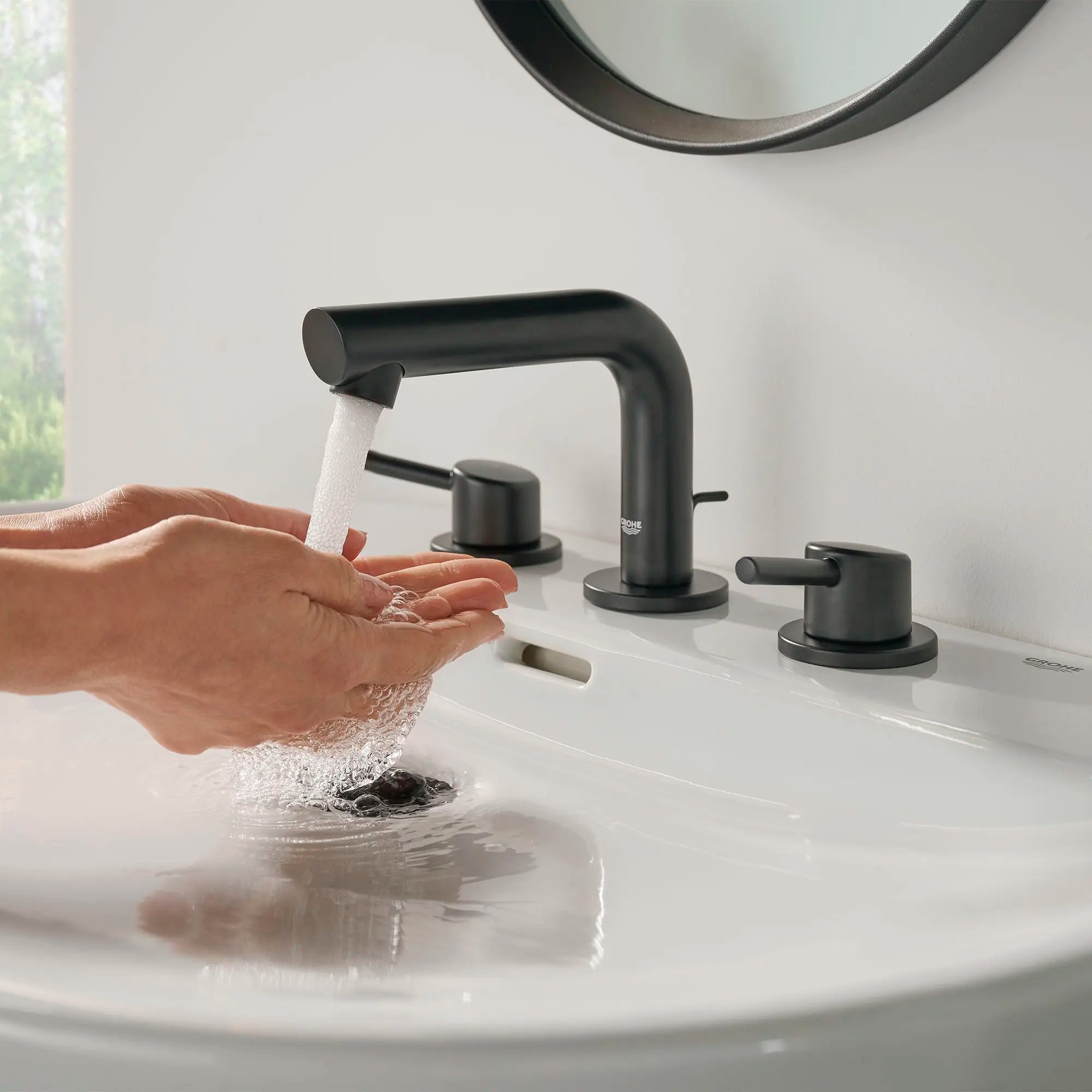 8-inch Widespread 2-Handle S-Size Bathroom Faucet, 1.2 GPM (4.5 L/min) // MATTE BLACK // 163937_Concetto_Lifestyle_205722431_0001_May2023_0_CDNwebp.webp