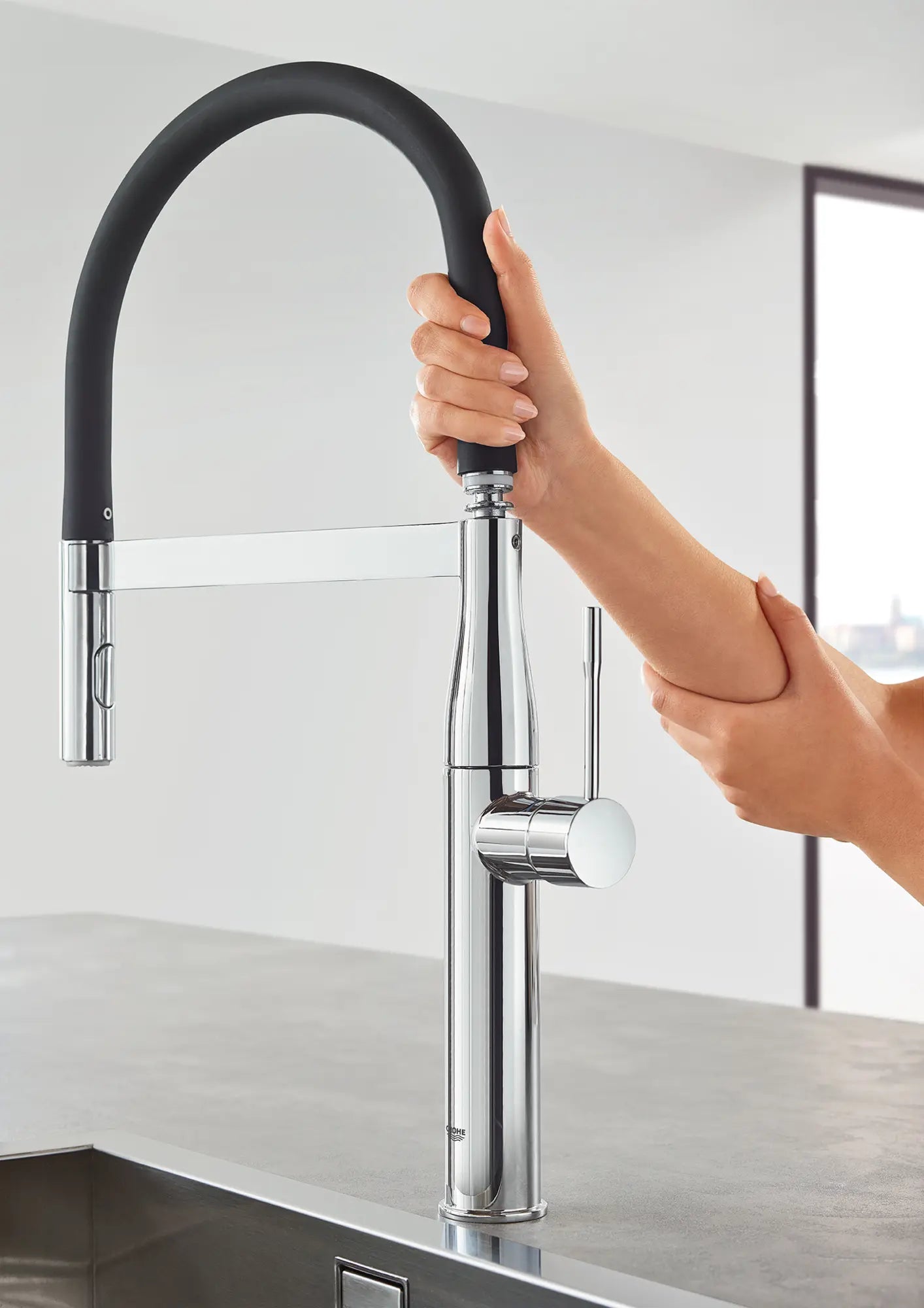 Essence Single-Handle Semi-Pro Dual Spray Kitchen Faucet 1.75 GPM (6.6 L/min) // GROHE STARLIGHT CHROME // 164564_EssenceNew_30295000_08_0_CDNwebp.webp