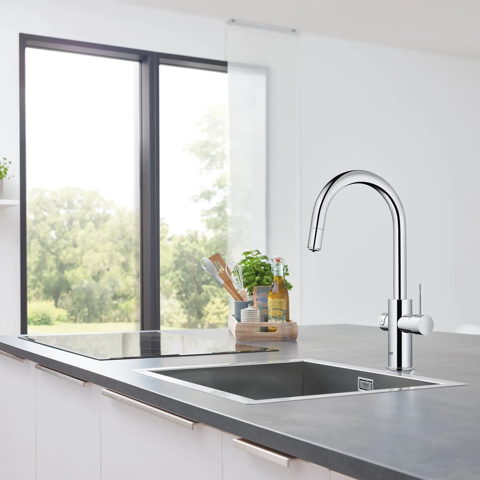 GROHE Blue Single-Handle Pull Down Kitchen Faucet Single Spray 1.75 GPM (6.6 L/min) with Chilled & Sparkling Water // GROHE STARLIGHT CHROME // 164707_B-31251002_2_0_CDNwebp.webp