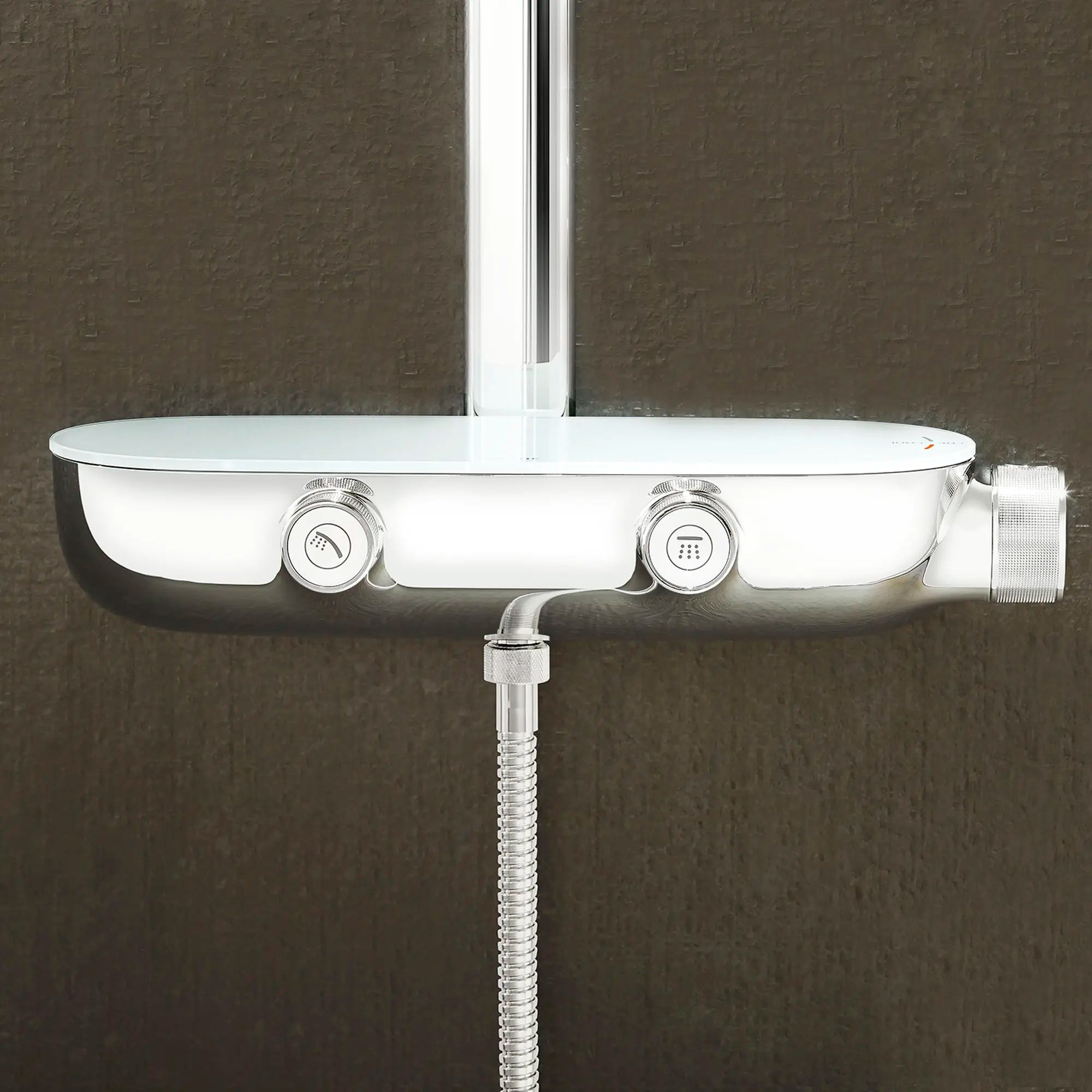 Thermostatic Shower System // GROHE STARLIGHT CHROME // 164934_SmartControl_DetailFrontAngle_27837000_27673000_26379000_0_CDNwebp.webp