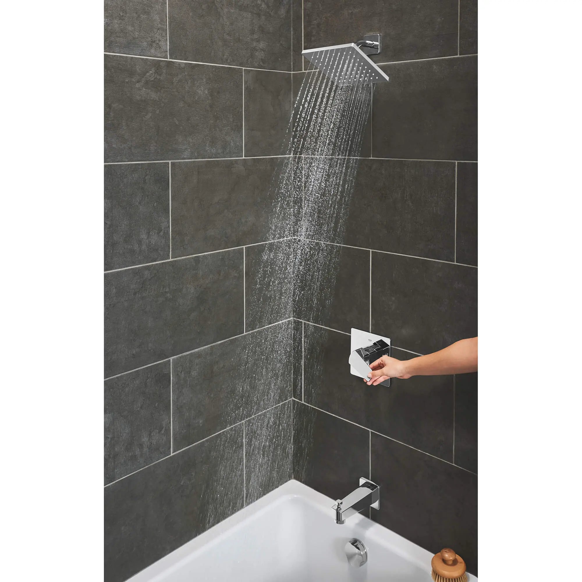 Tallinn Pressure Balance Valve Bathtub/shower Combo Faucet // GROHE STARLIGHT CHROME // 1711_35097000-pressure-balance-valve-bathtub-shower-combo-faucet-enviro-1_0_CDNwebp.webp