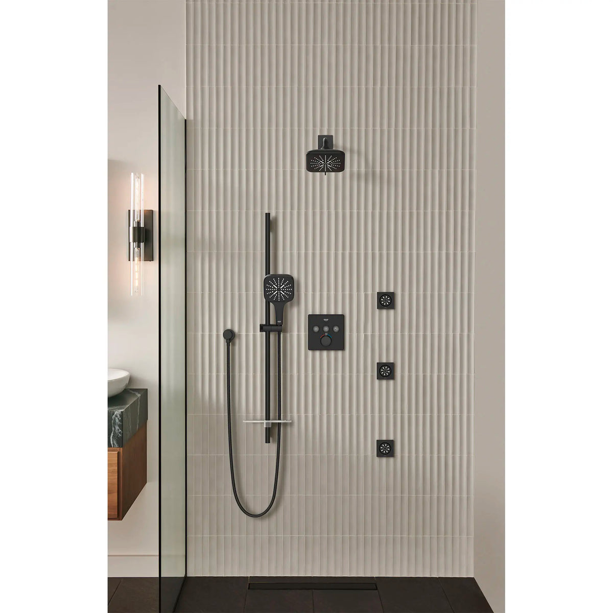 Hand Shower - 3 Sprays, 1.75 GPM (6.6 L/min) // MATTE BLACK // 177118_SmartActive_EnvironmentCloseUp_267972430_266032430_265522430_268452430_291422430_0001_Sept2023_0_CDNwebp_5792080e-805c-4e7d-bad8-7ba42b55d293.webp