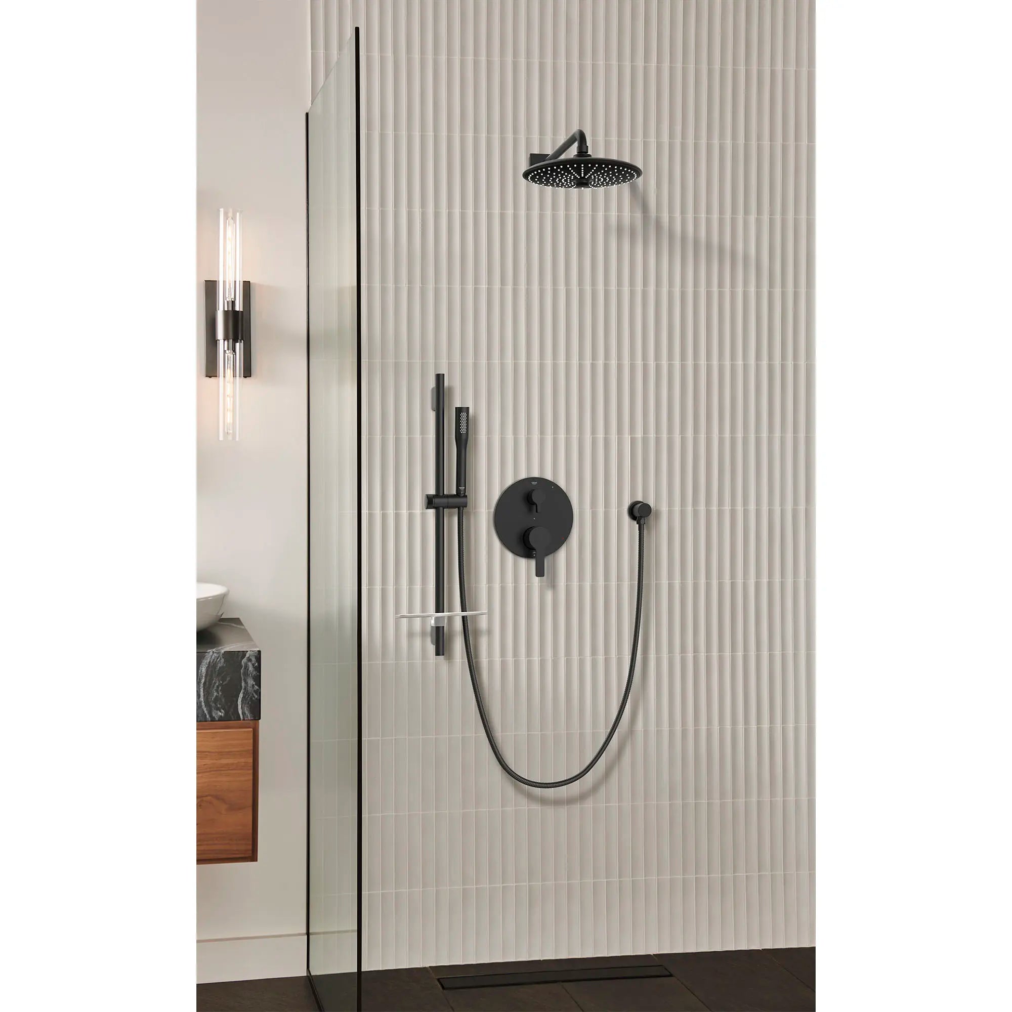 Stick Hand Shower - 1 Spray, 1.75 GPM (6.6 L/min) // MATTE BLACK // 177119_Euphoria_EnvironmentCloseUp_294212430_264562430_264662430_266022430_0002_Sept2023_0_CDNwebp_263652e1-12fd-48d1-acdf-1d9affaac829.webp
