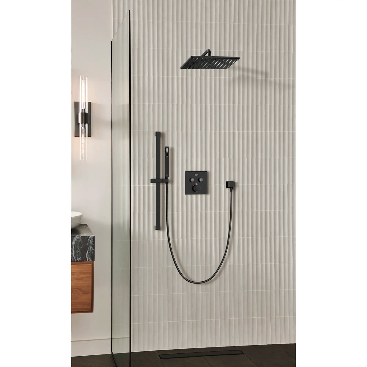 Euphoria Cube+ Stick Hand Shower - 1 Spray, 1.75 GPM (6.6 L/min) // MATTE BLACK // 177120_Rainshower_EnvironmentCloseUp_265702430_278922430_268672430_0002_Sept2023_0_CDNwebp_e6c482d8-4219-4484-b259-35de4a3c4dfc.webp