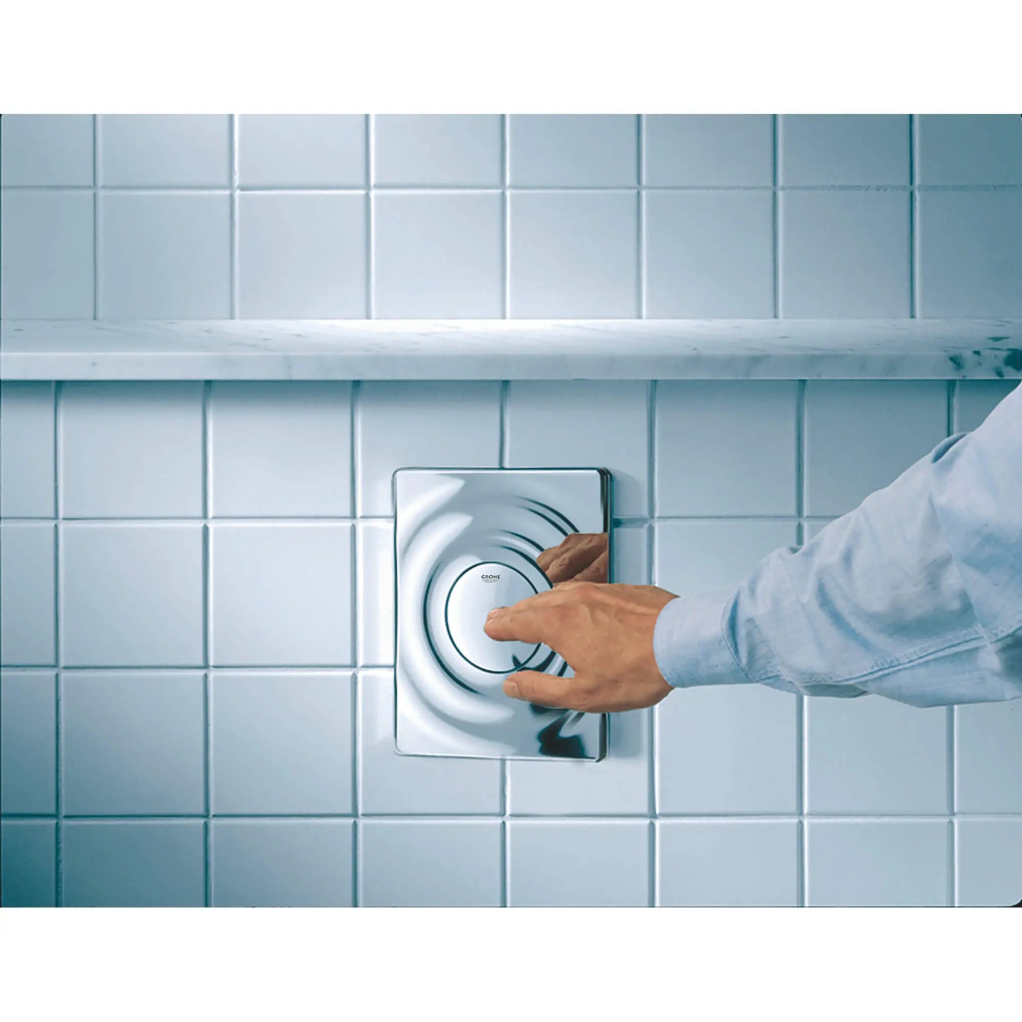 wall plate // GROHE STARLIGHT CHROME // 1774_37063000-wall-plate-enviro-2_0_CDNwebp.webp