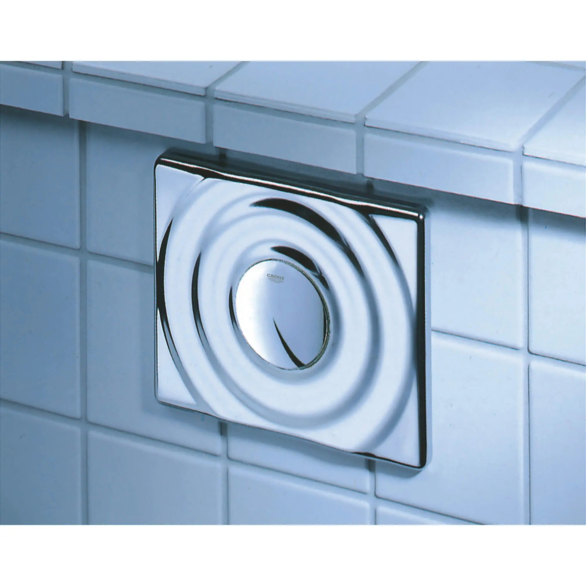 wall plate // GROHE STARLIGHT CHROME // 1778_37063000-wall-plate-enviro-5_0_CDNwebp.webp