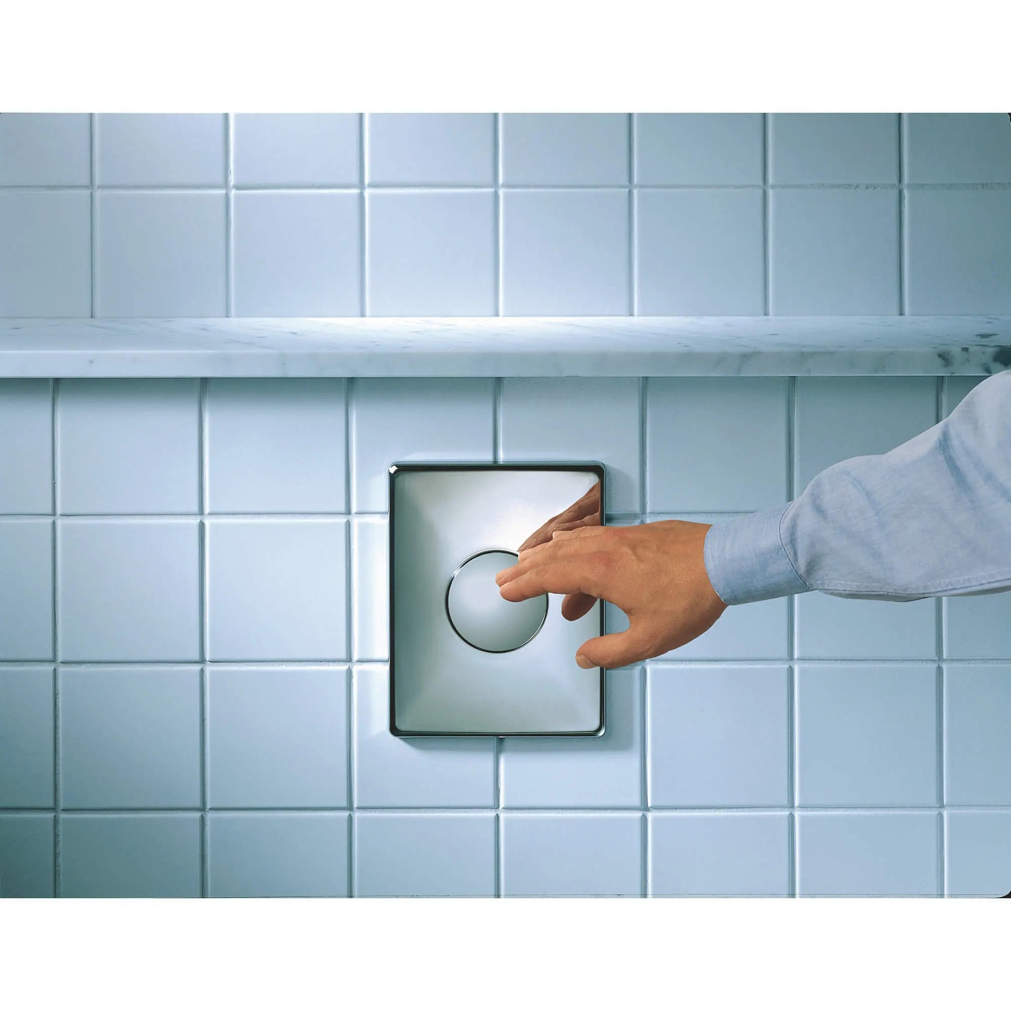 Wall Plate // GROHE STARLIGHT CHROME // 1787_37547000-wall-plate-enviro-2_0_CDNwebp.webp