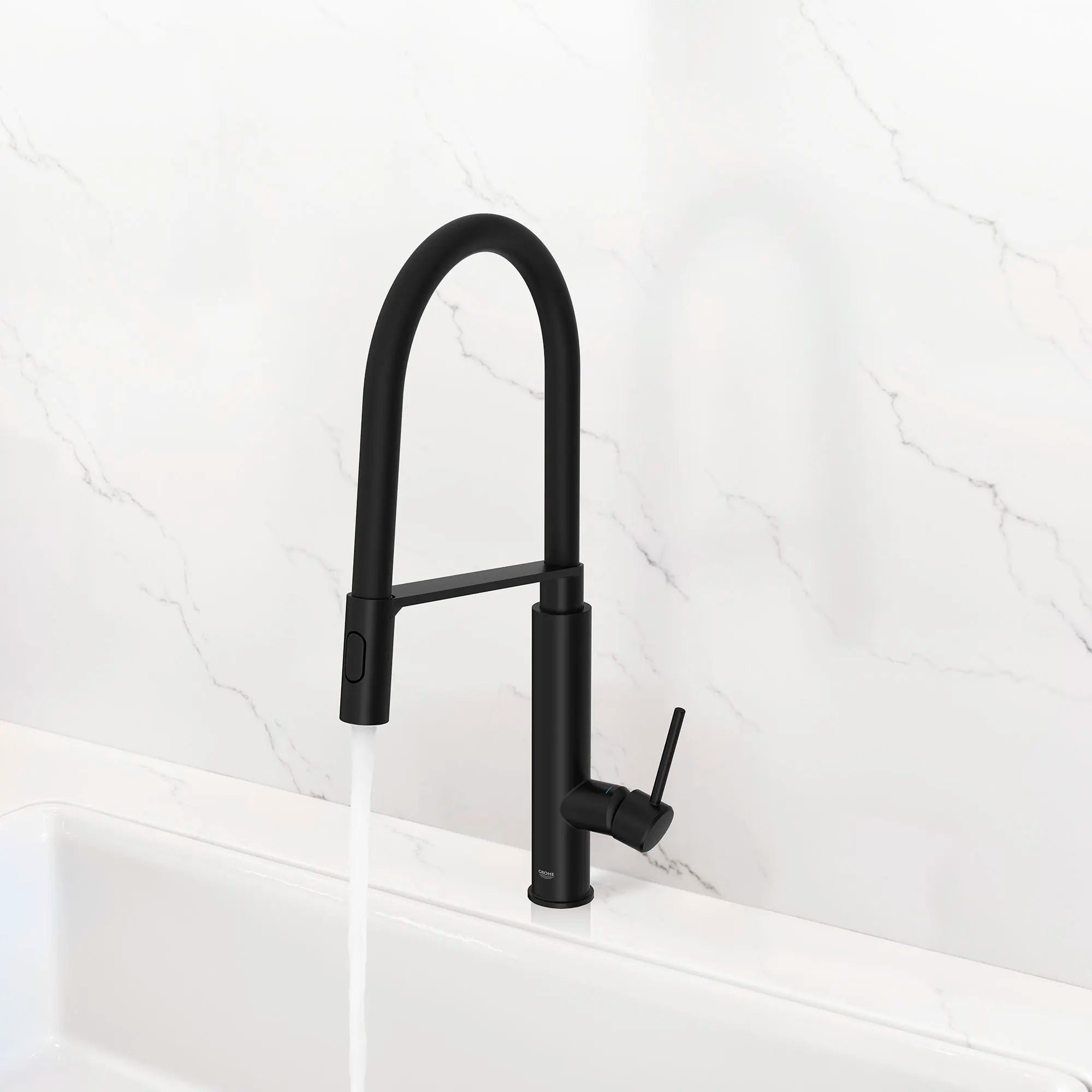 Concetto Single-Handle Semi-Pro Dual Spray Kitchen Faucet 1.75 GPM (6.6 L/min) // MATTE BLACK // 185626_Concetto_EnvironmentCloseup_314922430_0002_Sept2023_0_CDNwebp.webp