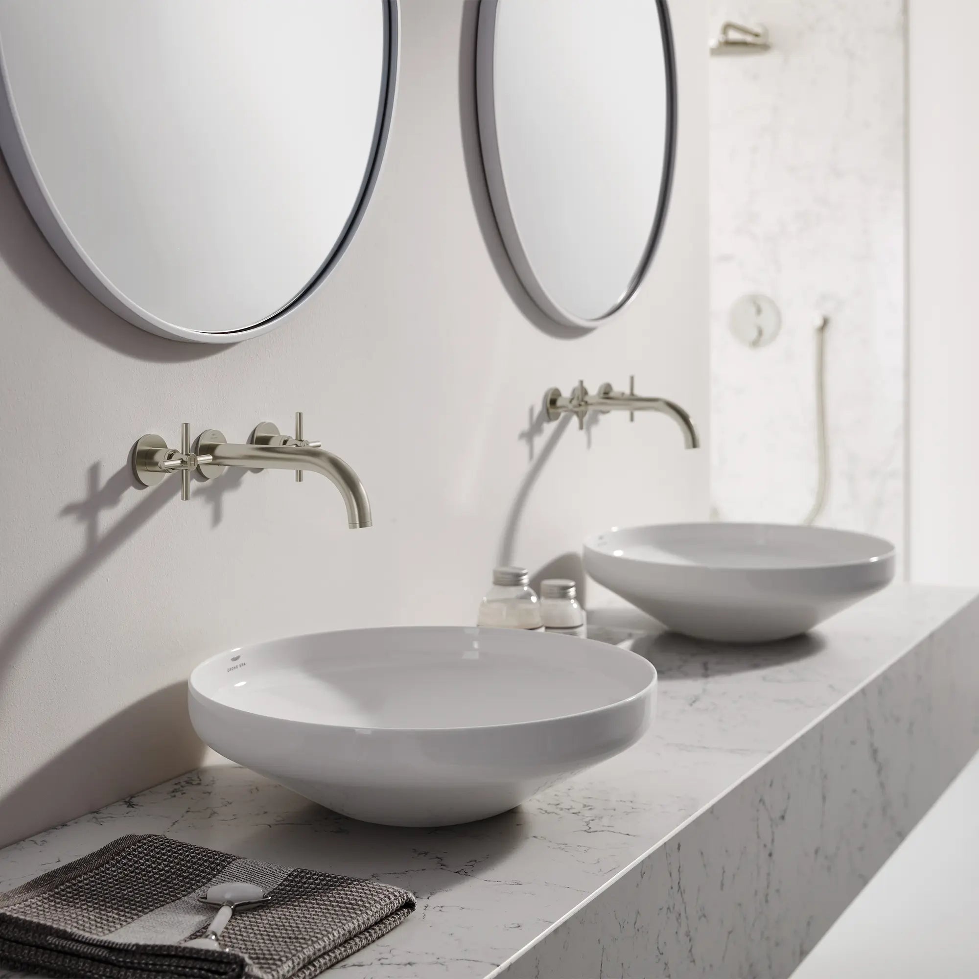 Atrio 2-Handle Wall Mount Faucet without Handles, 1.2 GPM (4.5L.min) // BRUSHED NICKEL INFINITYFINISH // 186628_Atrio_EnvironmentCloseUp_20663EN0_14215EN0_0001_Oct2023_0_CDNwebp.webp