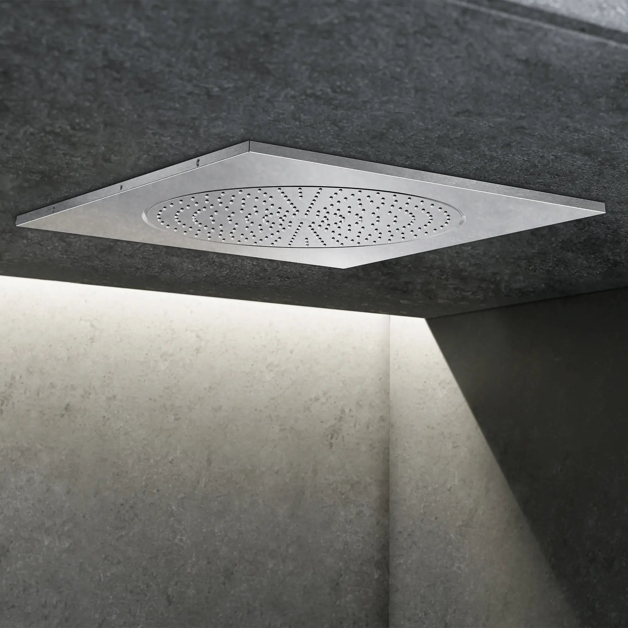 20" Ceiling Shower Head 1 Spray, 1.75 GPM (6.6 L/min) // GROHE STARLIGHT CHROME // 244264_F-Series_EnvironmentCloseUp_26870000_0001_APRIL2024_CDNwebp.webp