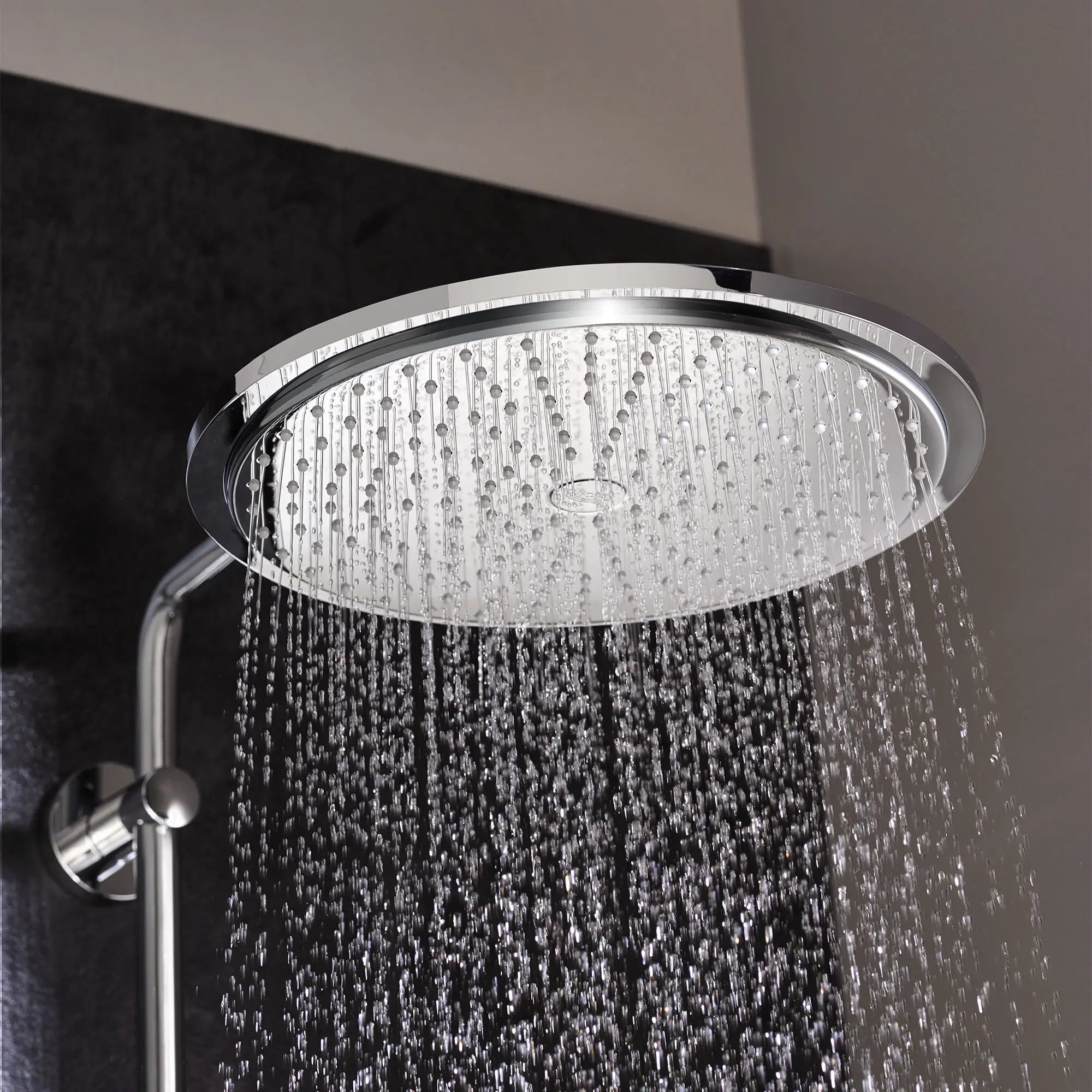 310 Shower Head, 12" - 1 Spray, 1.75 GPM (6.6 L/min) // GROHE STARLIGHT CHROME // 2486_B-26472000_27478000_0_CDNwebp.webp