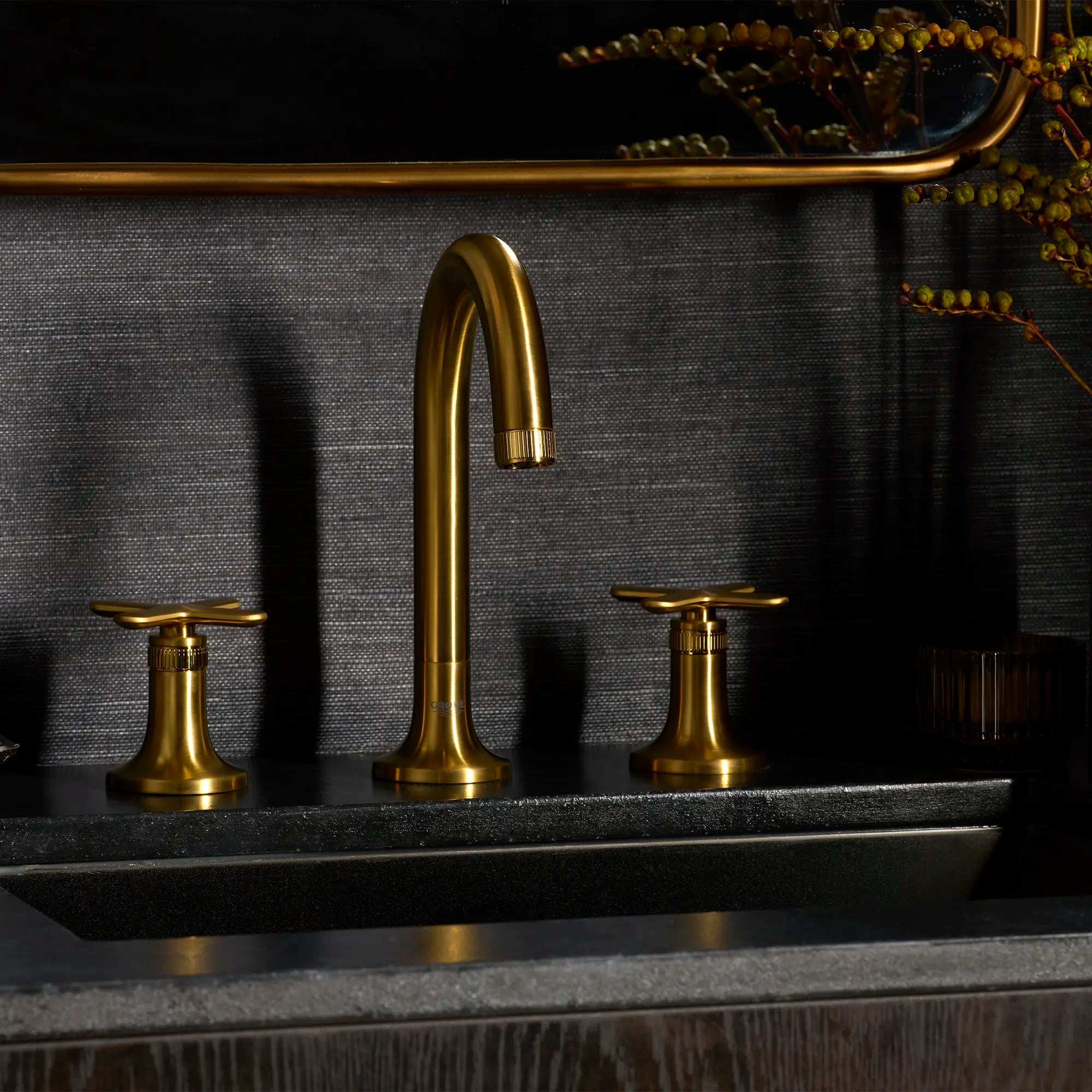 Listra Deck Mount Widespread Bathroom Faucet, 1.2gpm (4.5L/min) // BRUSHED COOL SUNRISE // 278884_Listra_EnvironmentCloseUp_106221GN00_106238GN00_0001_November2025_0_CDNwebp.webp