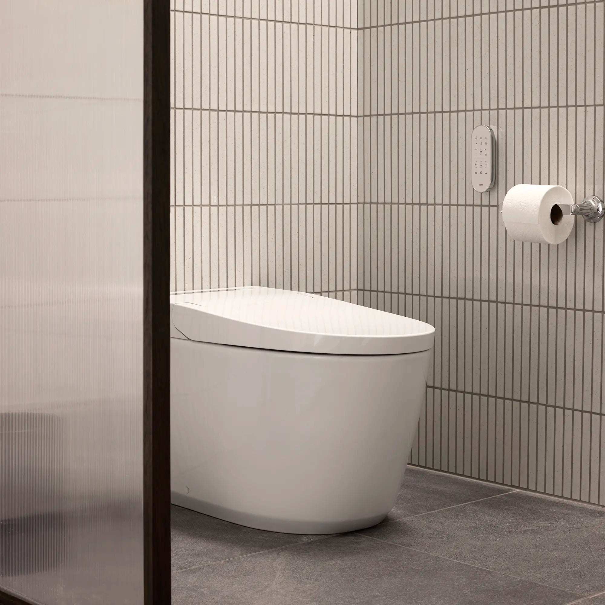 Electronic Bidet Toilet, 1.28/0.8 gpf (4.8/3.0 Lpf) // ALPINE WHITE // 278927_Sensia_EnvironmentCloseUp_131886SH00.020_0001_November2025_0_CDNwebp.webp