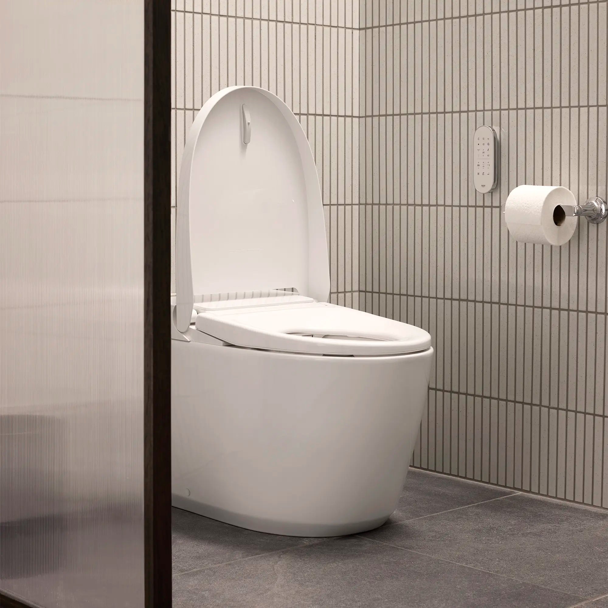 Electronic Bidet Toilet, 1.28/0.8 gpf (4.8/3.0 Lpf) // ALPINE WHITE // 278928_Sensia_EnvironmentCloseUp_131886SH00.020_0002_November2025_0_CDNwebp.webp