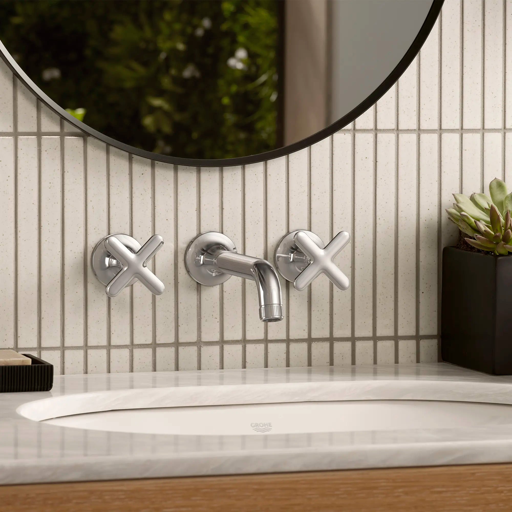 Listra Cross Handles for Bathroom Sink Faucet (Pair) // GROHE STARLIGHT CHROME // 282577_Listra_EnvironmentCloseUp_1062160000_1062380000_0001_JANUARY2026_1_CDNwebp.webp