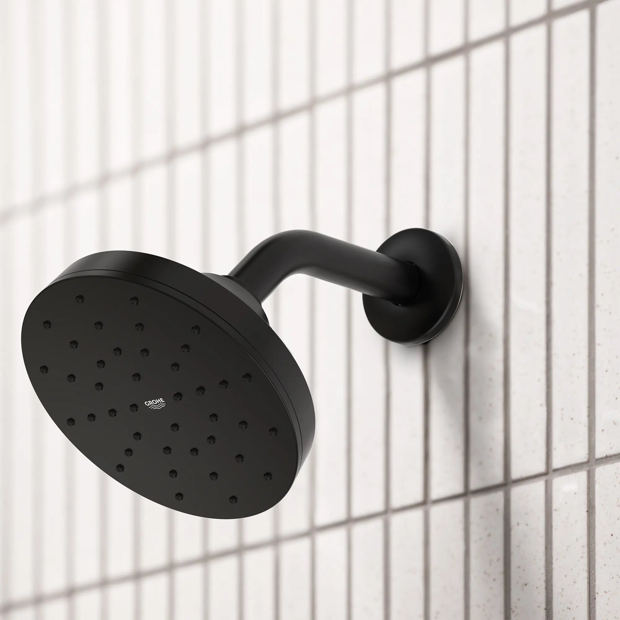 Euphoria 140 with AquaBooster Round Single Spray Shower Head 1.75 GPM (6.6L/min) // MATTE BLACK // 287510_Aqua_Booster_EnvironmentCloseUp_1117142430_0001_February2026_0_CDNwebp.webp
