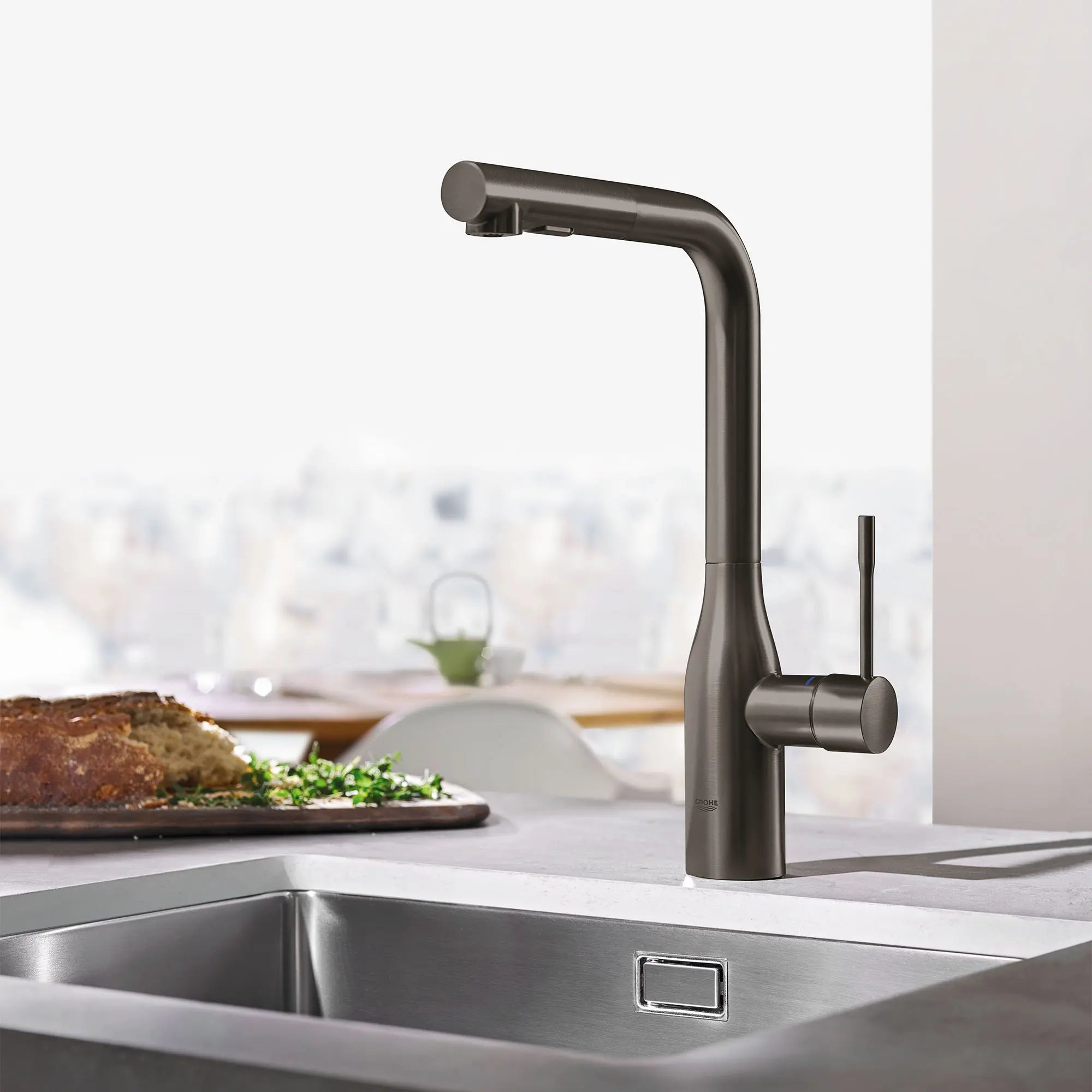 Essence Single-Handle Pull-Out Kitchen Faucet Dual Spray 1.75 GPM (6.6 L/min) // HARD GRAPHITE // 71742_B-30271A00_CDNwebp.webp