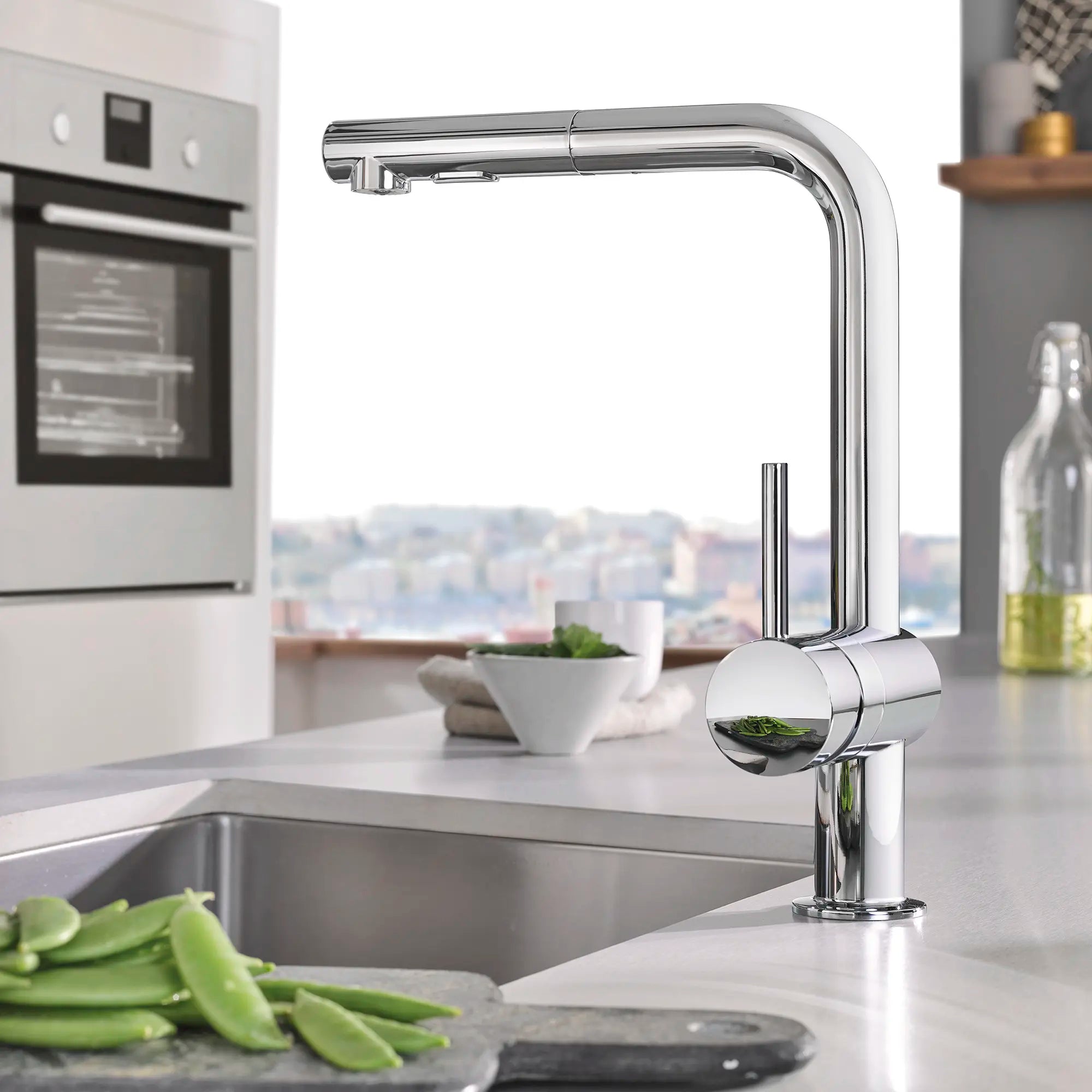 Minta Single-Handle Pull-Out Kitchen Faucet Dual Spray 1.75 GPM (6.6 L/min) // GROHE STARLIGHT CHROME // 71758_B-30300000_CDNwebp.webp