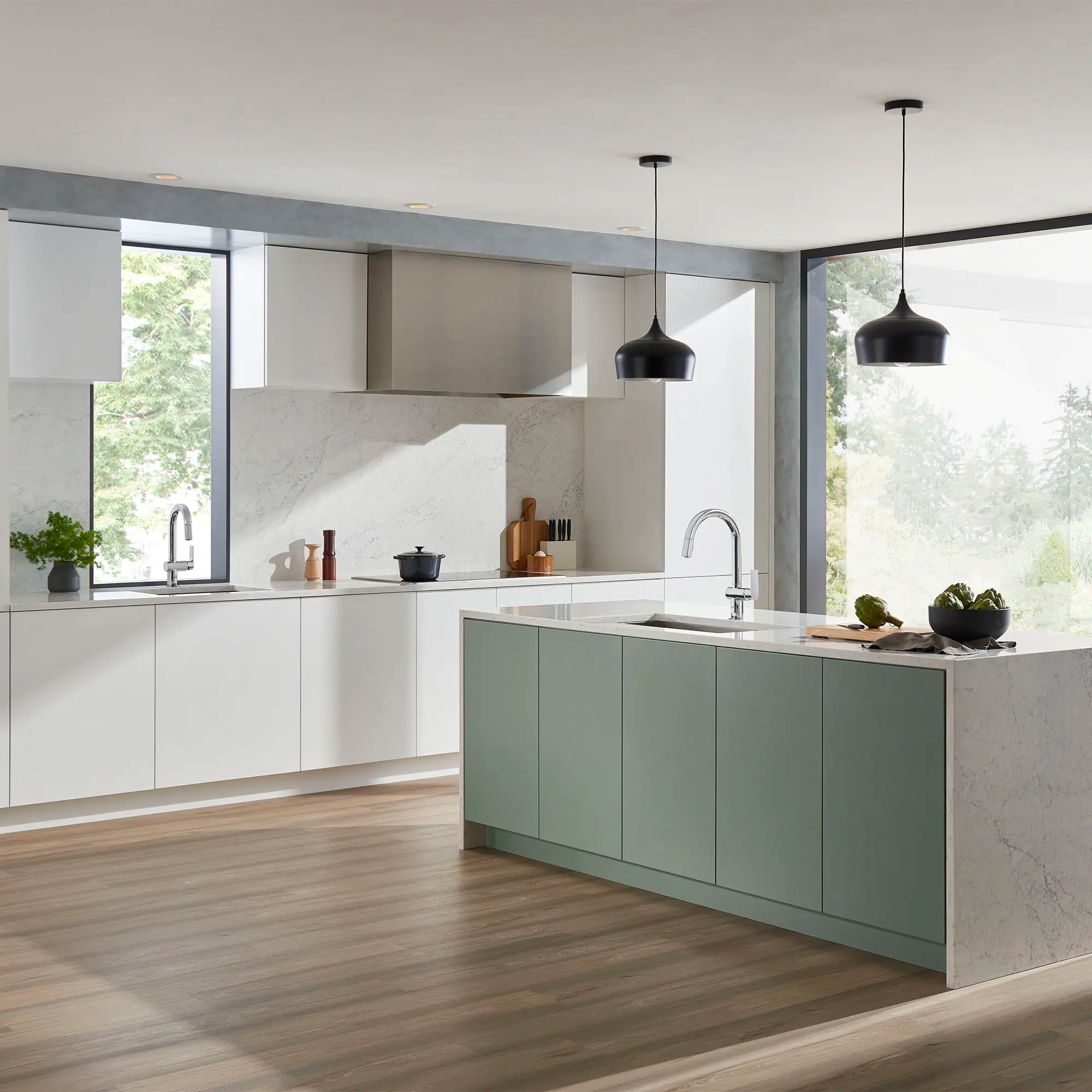 Single-Handle Pull Down Dual Spray Bar Faucet 1.75 GPM (6.6 L/min) // GROHE STARLIGHT CHROME // 71795_B-30377000_30378DC0_CDNwebp.webp