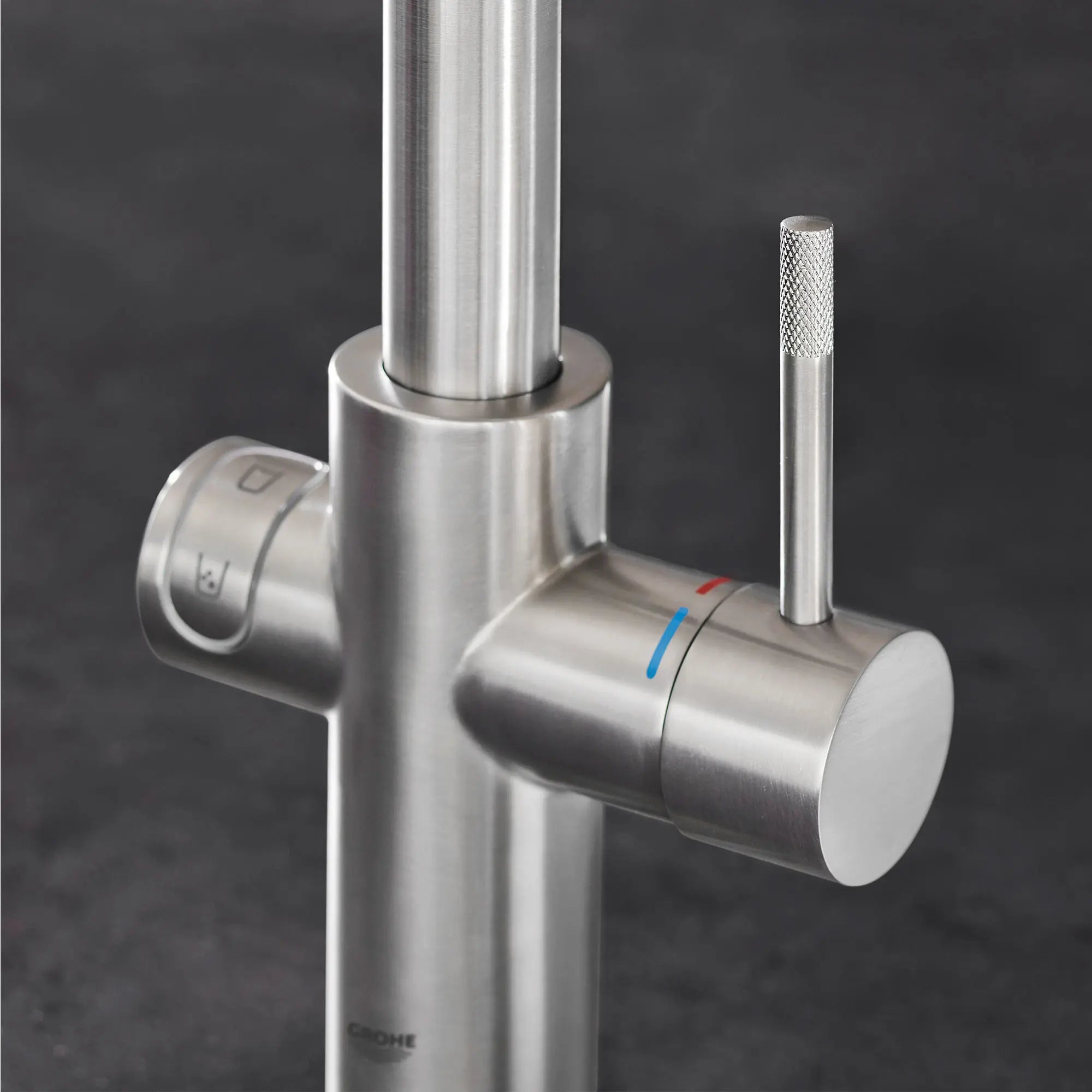 GROHE Blue Single-Handle Pull Down Kitchen Faucet Single Spray 1.75 GPM (6.6 L/min) with Chilled & Sparkling Water // SUPERSTEEL INFINITYFINISH // 71887_B-31251DC2_31608DC2_6_CDNwebp.webp