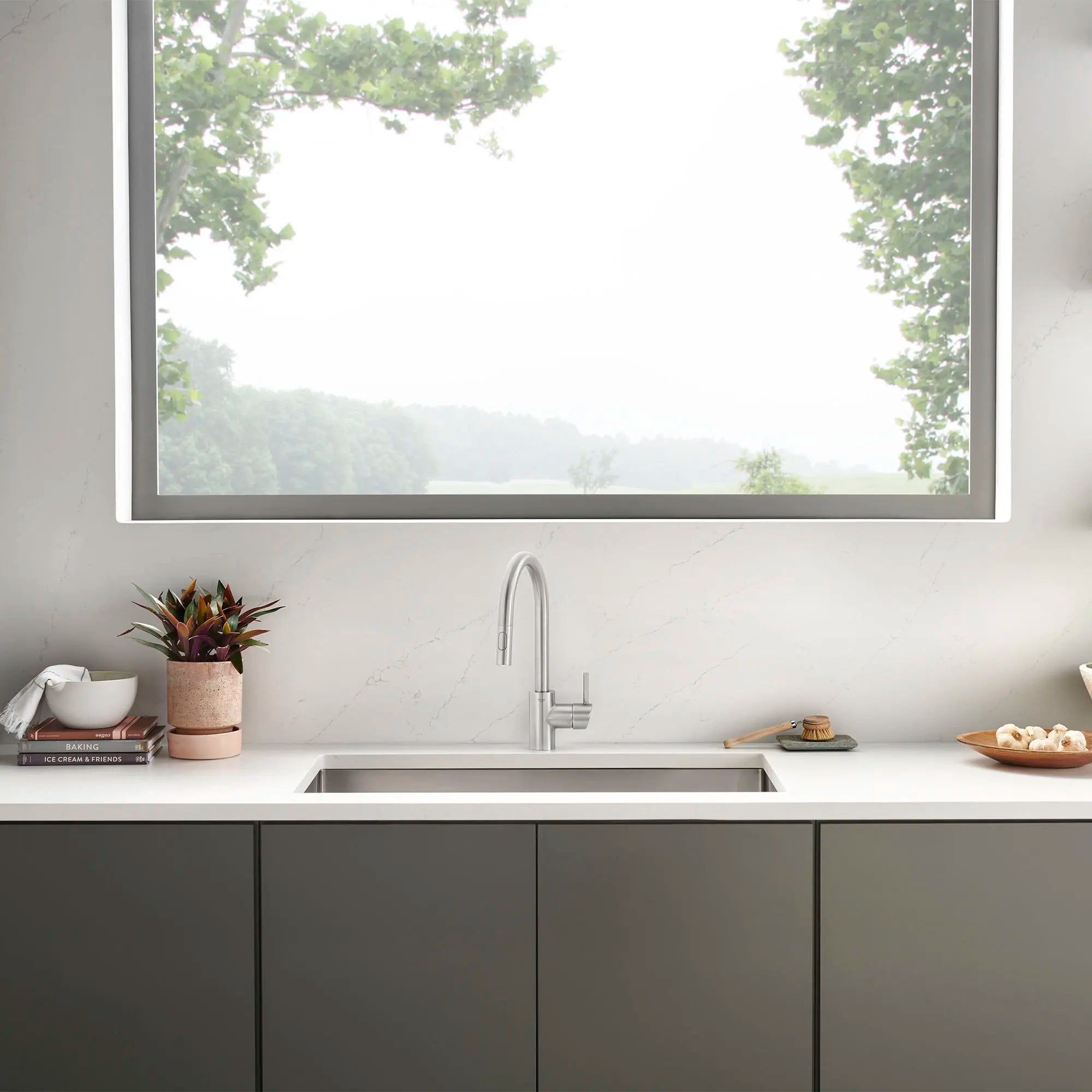 Concetto Single-Handle Pull-Down Kitchen Faucet Dual Spray 1.75 GPM (6.6 L/min) // SUPERSTEEL INFINITYFINISH // 72186_B-32665DC3_3_CDNwebp.webp