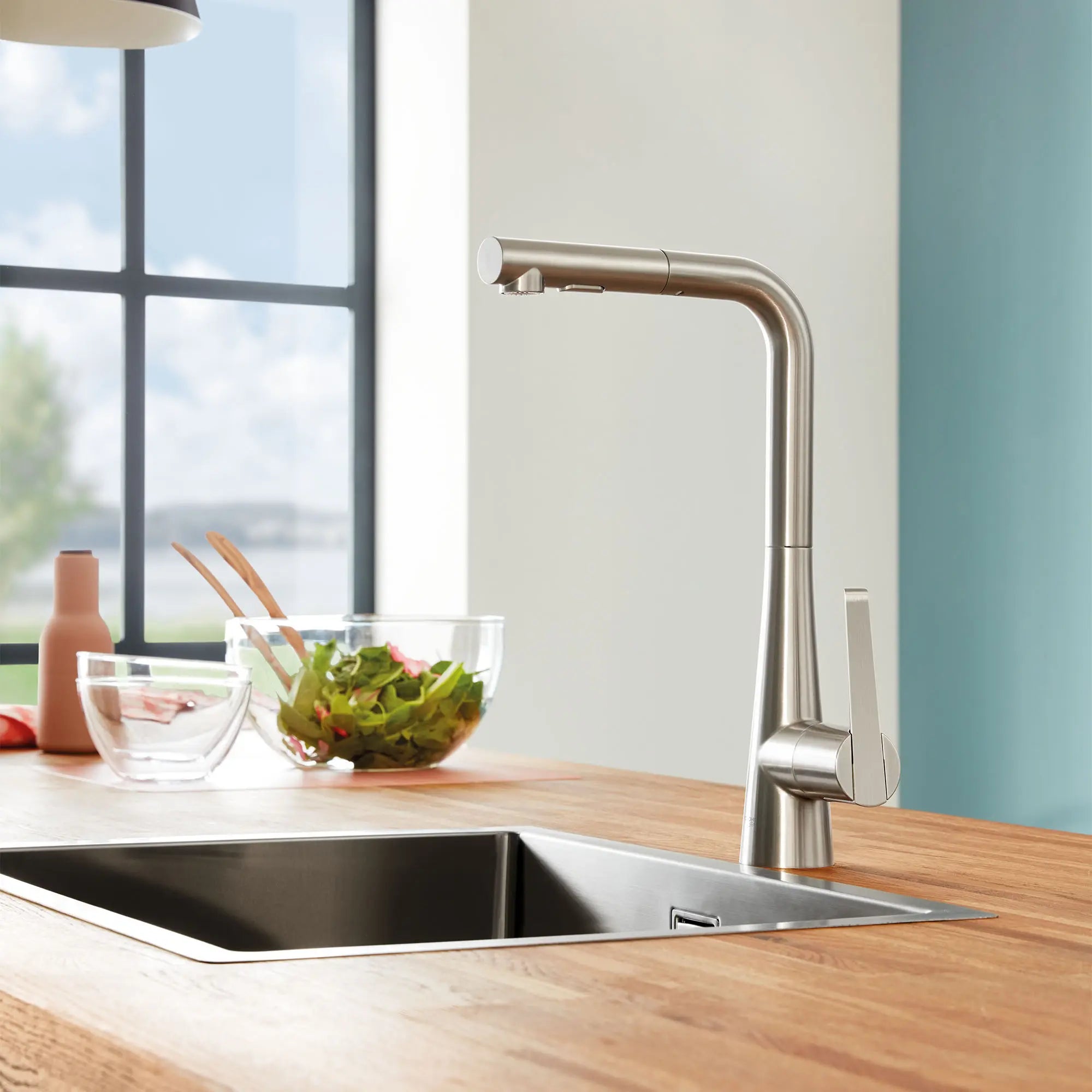 GROHE Zedra Single-Handle Pull-Out Kitchen Faucet Dual Spray 1.75 GPM (6.6 L/min) // SUPERSTEEL INFINITYFINISH // 72298_B-33893DC2_1_CDNwebp.webp