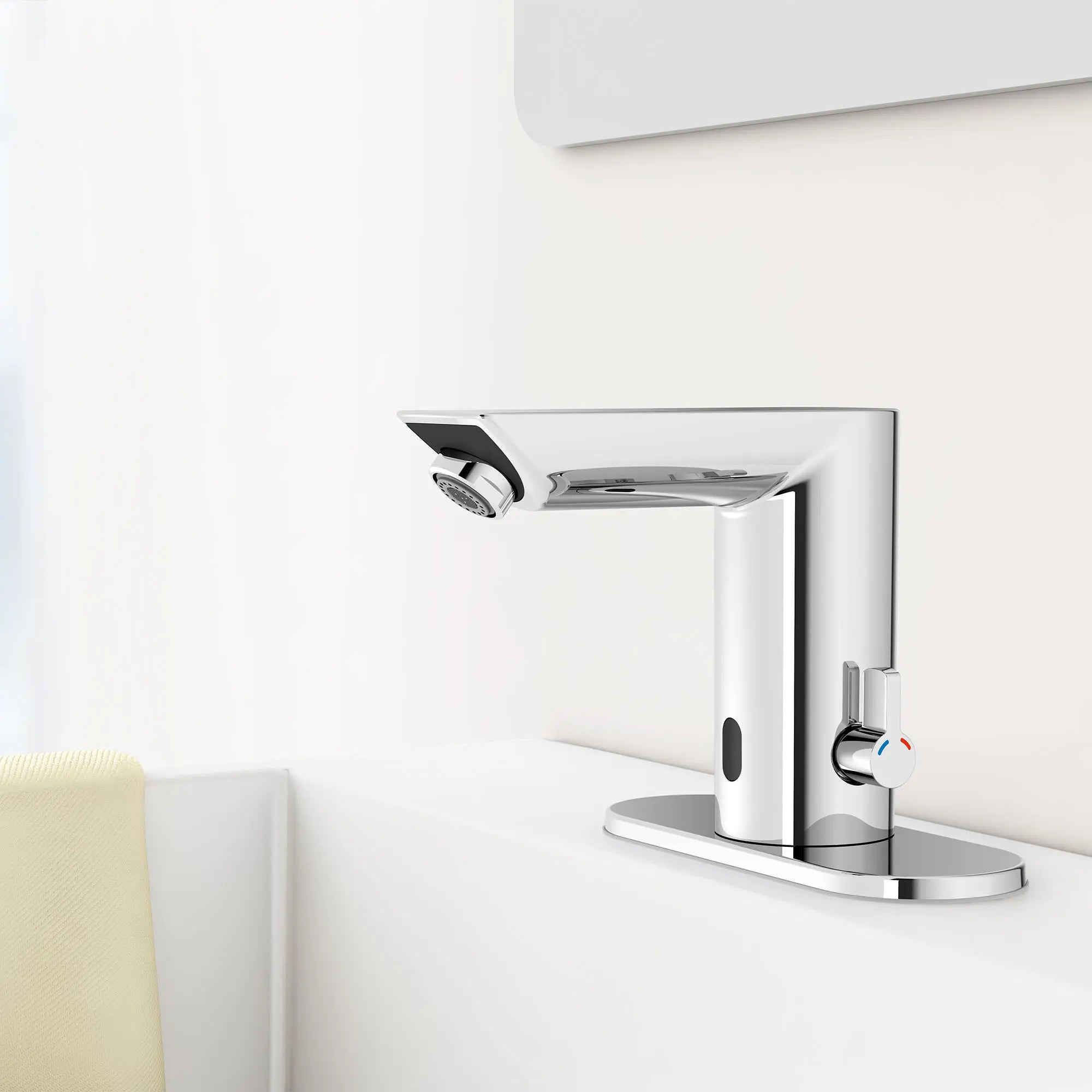 E Touchless Electronic Faucet with Temperature Control Lever, Battery-Powered // GROHE STARLIGHT CHROME // 72344_B-36466000_36467000_36469000_CDNwebp.webp
