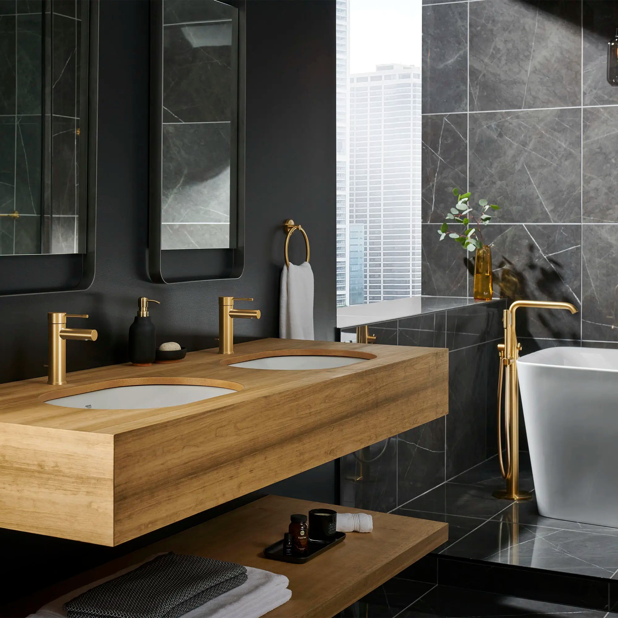 Single Hole Single-Handle S-Size Bathroom Faucet, 1.2 GPM (4.5 L/min) // BRUSHED COOL SUNRISE // 72421_B-39673000_23592GNA_CDNwebp.webp