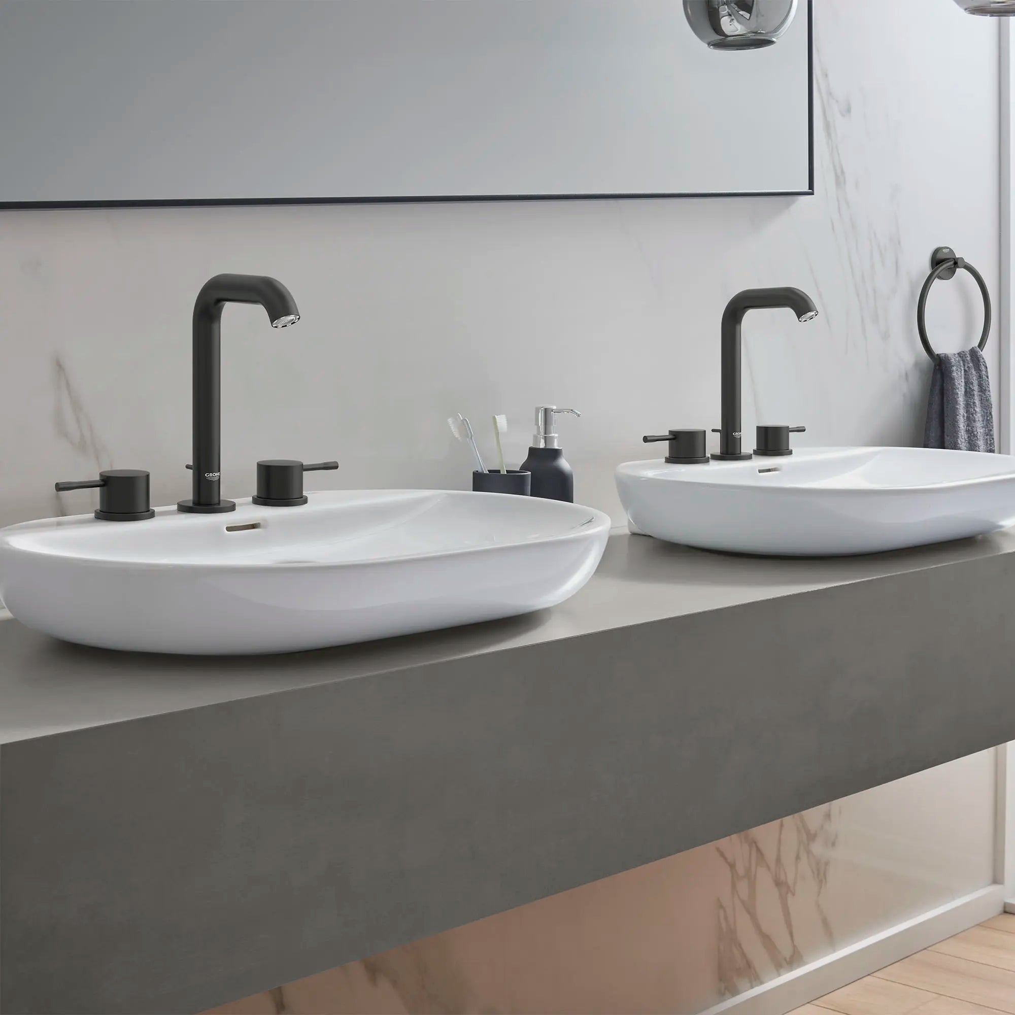 8-inch Widespread 2-Handle M-Size Bathroom Faucet, 1.2 GPM (4.5 L/min) // MATTE BLACK // 72466_B-403652431_202972431_39668000_CDNwebp.webp