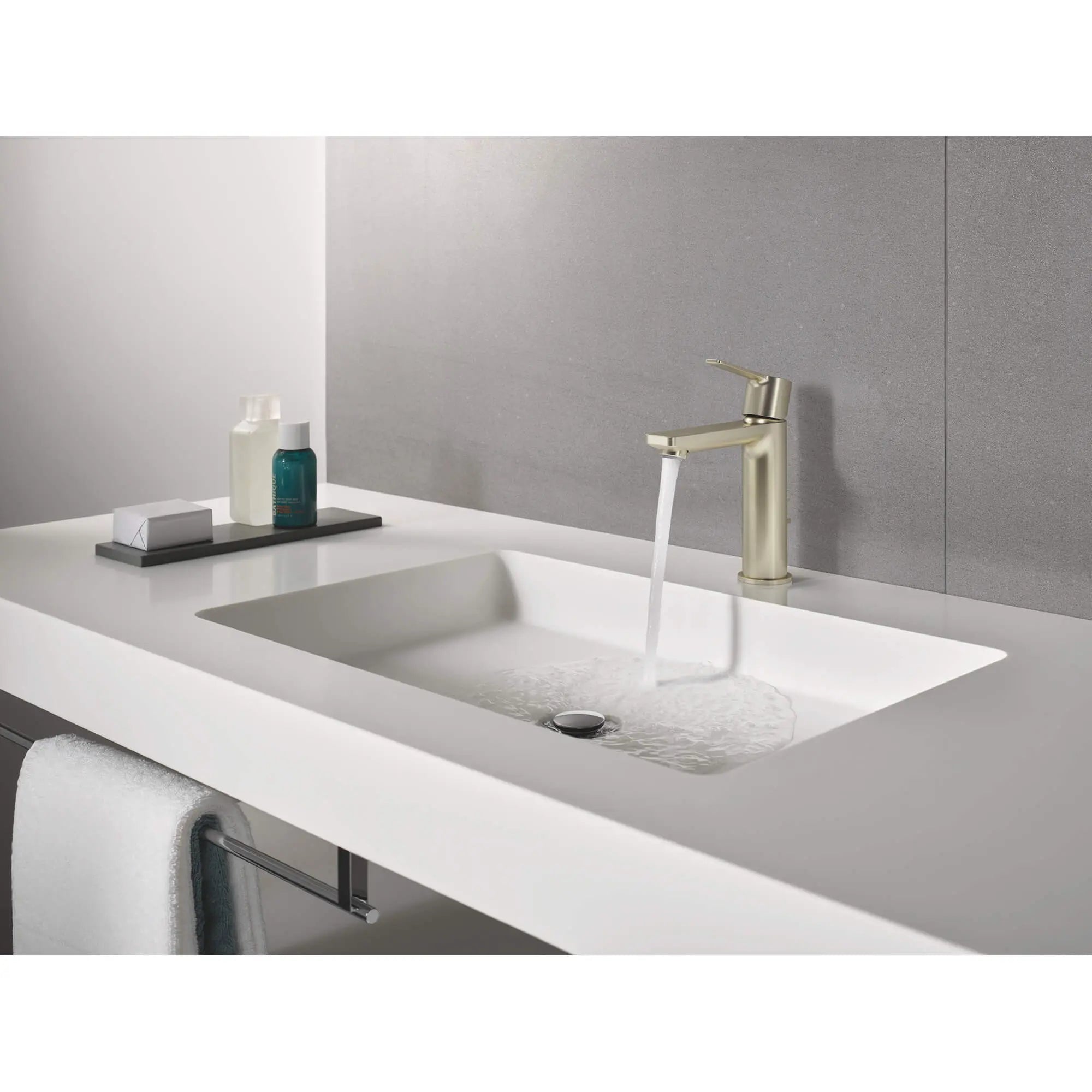 Single Hole Single-Handle S-Size Bathroom Faucet, 1.2 GPM (4.5 L/min) // BRUSHED NICKEL INFINITYFINISH // 867_23794ena-single-handle-bathroom-faucet-s-size-enviro-2_0_CDNwebp.webp