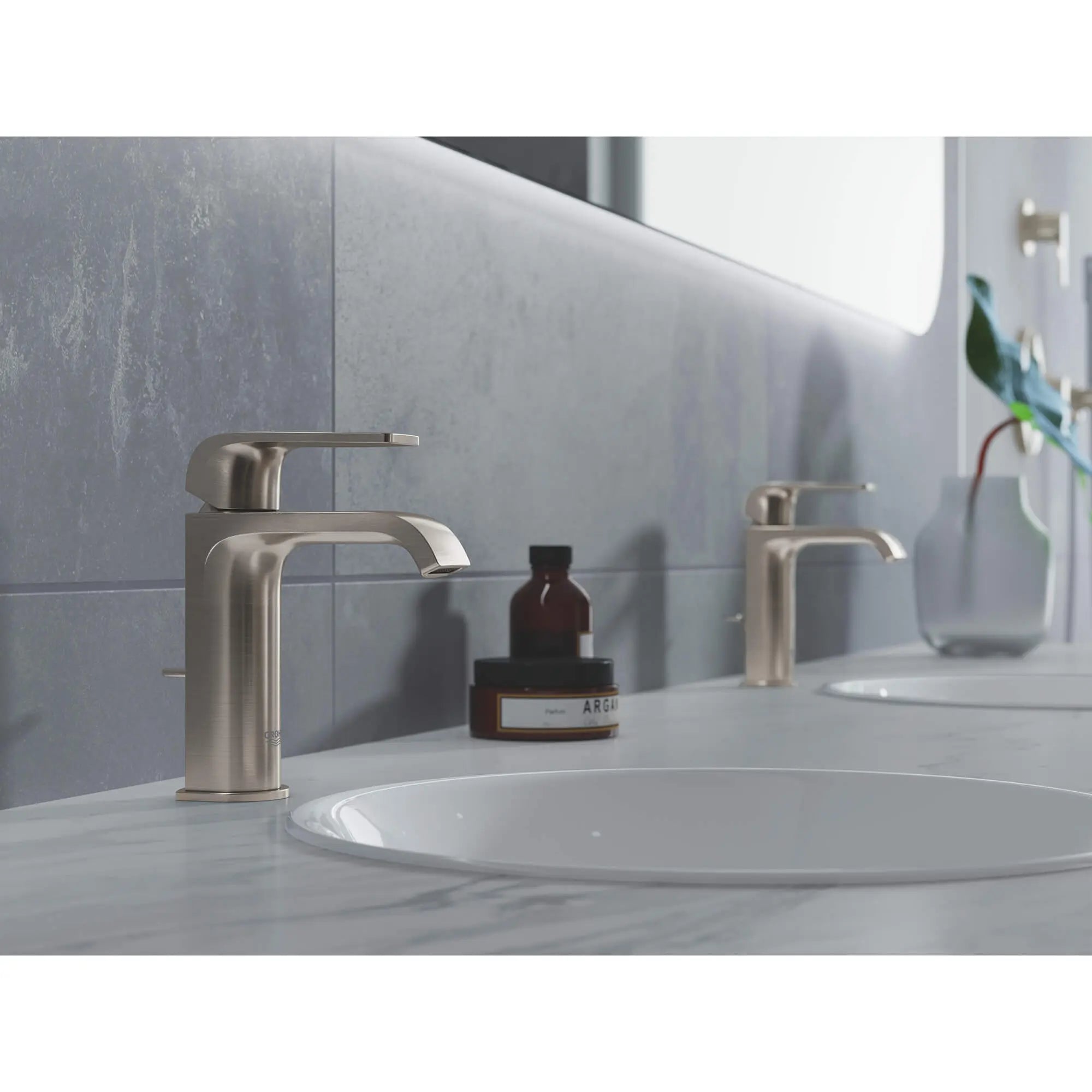 Single Hole Single-Handle S-Size Bathroom Faucet, 1.2 GPM (4.5 L/min) // BRUSHED NICKEL INFINITYFINISH // 915_23868en0-centerset-bathroom-faucet-s-size-enviro-1_0_CDNwebp.webp