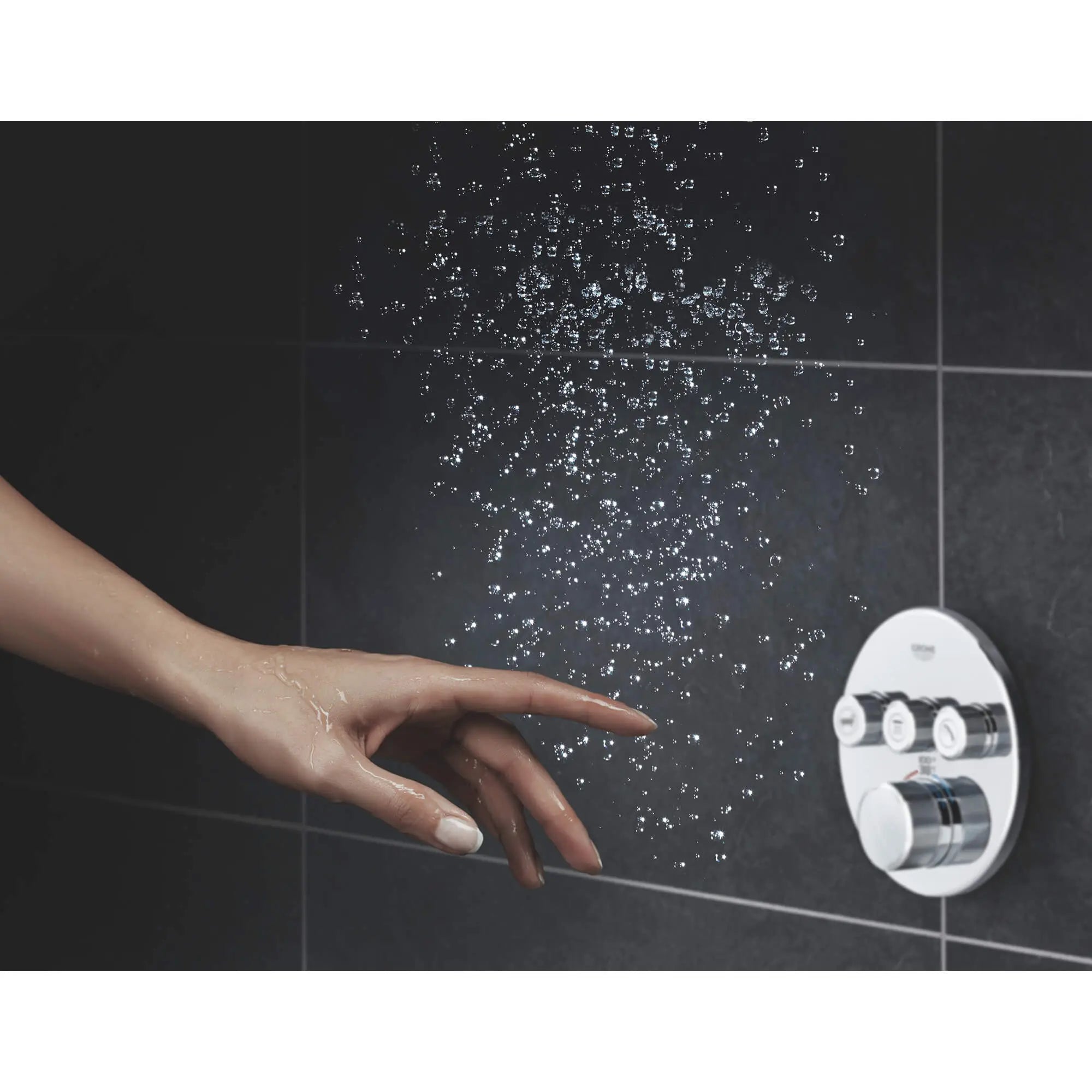 Triple Function Thermostatic Valve Trim // GROHE STARLIGHT CHROME // 92680_CM_29138000_Lifestyle_Image_URL.7_CDNwebp.webp