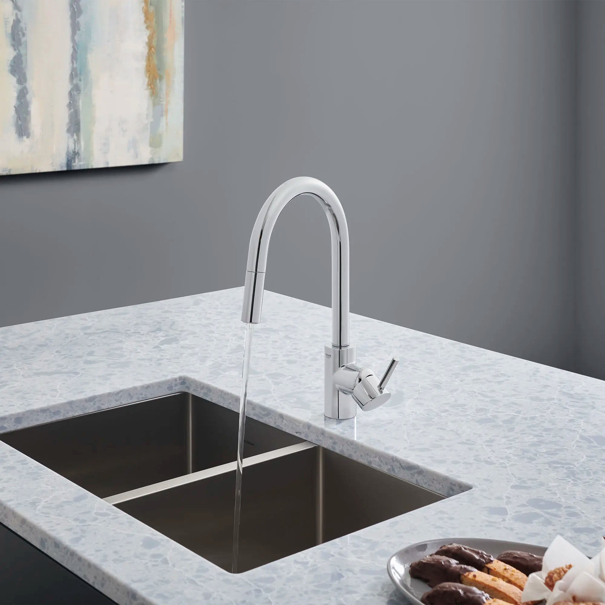 Concetto Single-Handle Pull-Down Kitchen Faucet Dual Spray 1.75 GPM (6.6 L/min) // GROHE STARLIGHT CHROME // 93504_CM_32665003_Lifestyle_Image_URL.3_CDNwebp.webp